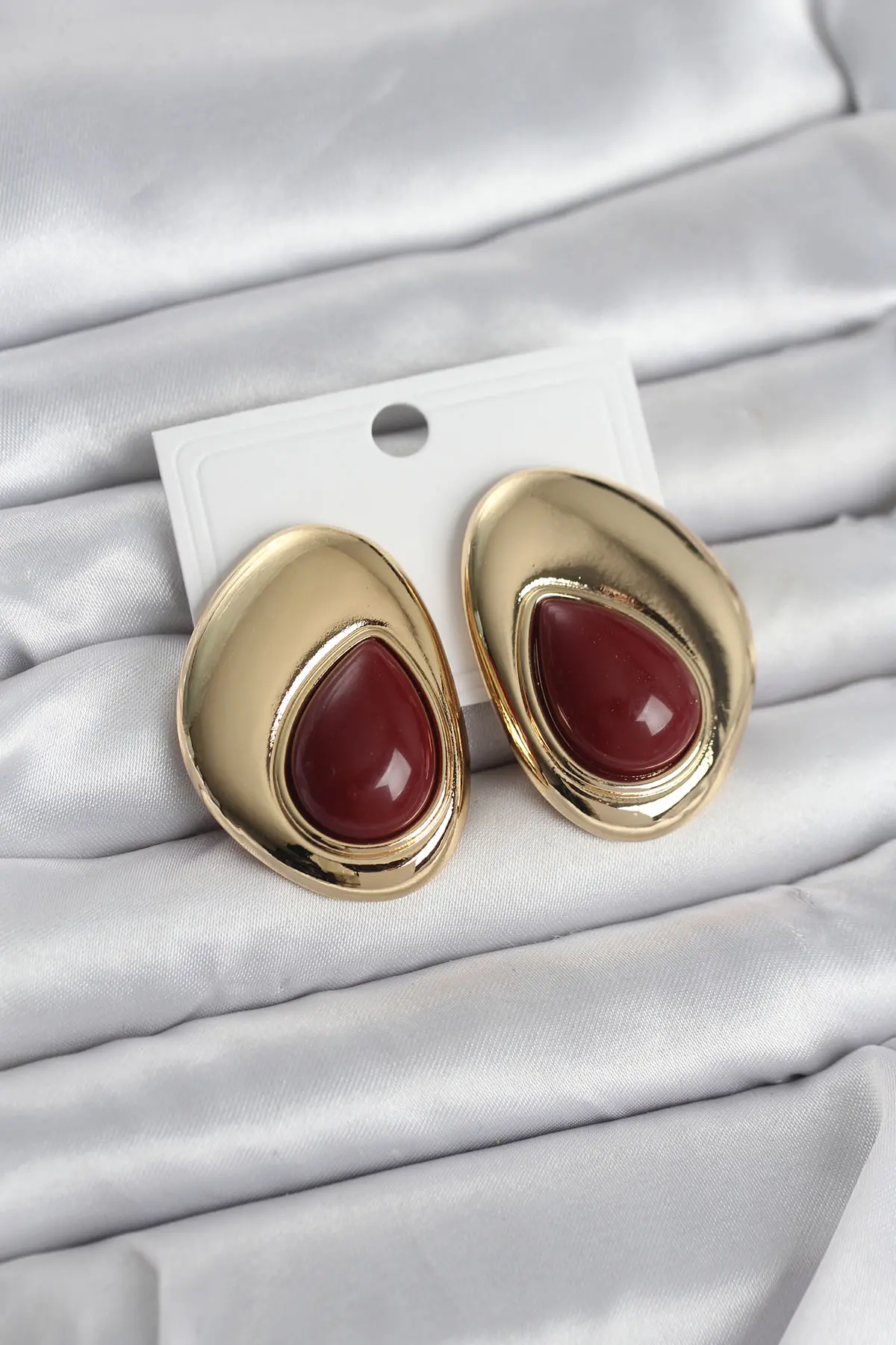 Pirinç Gold Renk Bordo Taşlı Damla Model Vintage Kadın Küpe TJ-BKP11682