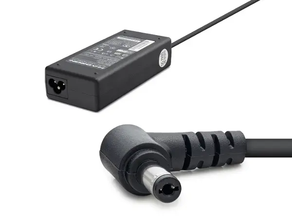 19V 4.74A 90W Laptop Adaptörü - 5.5X2.5Mm - Asus, Toshiba, , Casper Uyumlu - Siyah HD724
