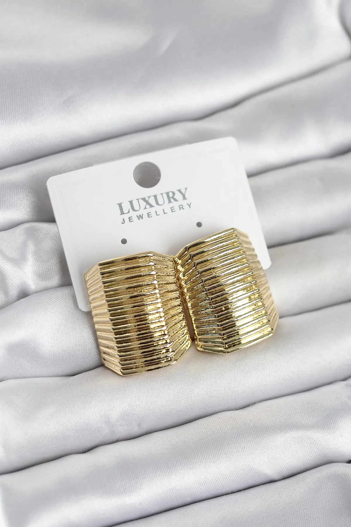 Gold Renk Pirinç Vintage Esintili Statement Küpe TJ-BKP11736