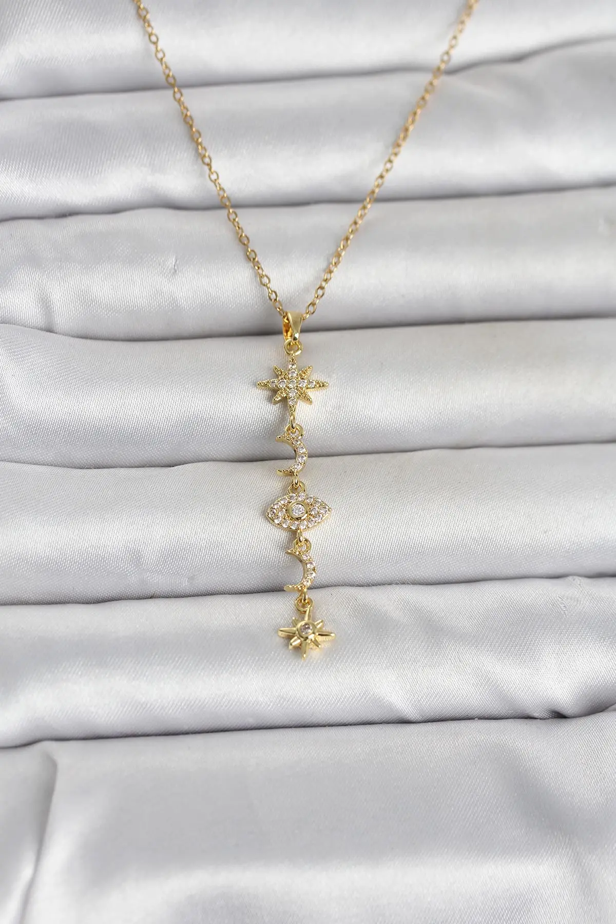316L Çelik Gold Renk Kutup Yıldızı Y Model Zirkon Taşlı Kadın Kolye TJ-BKO11049