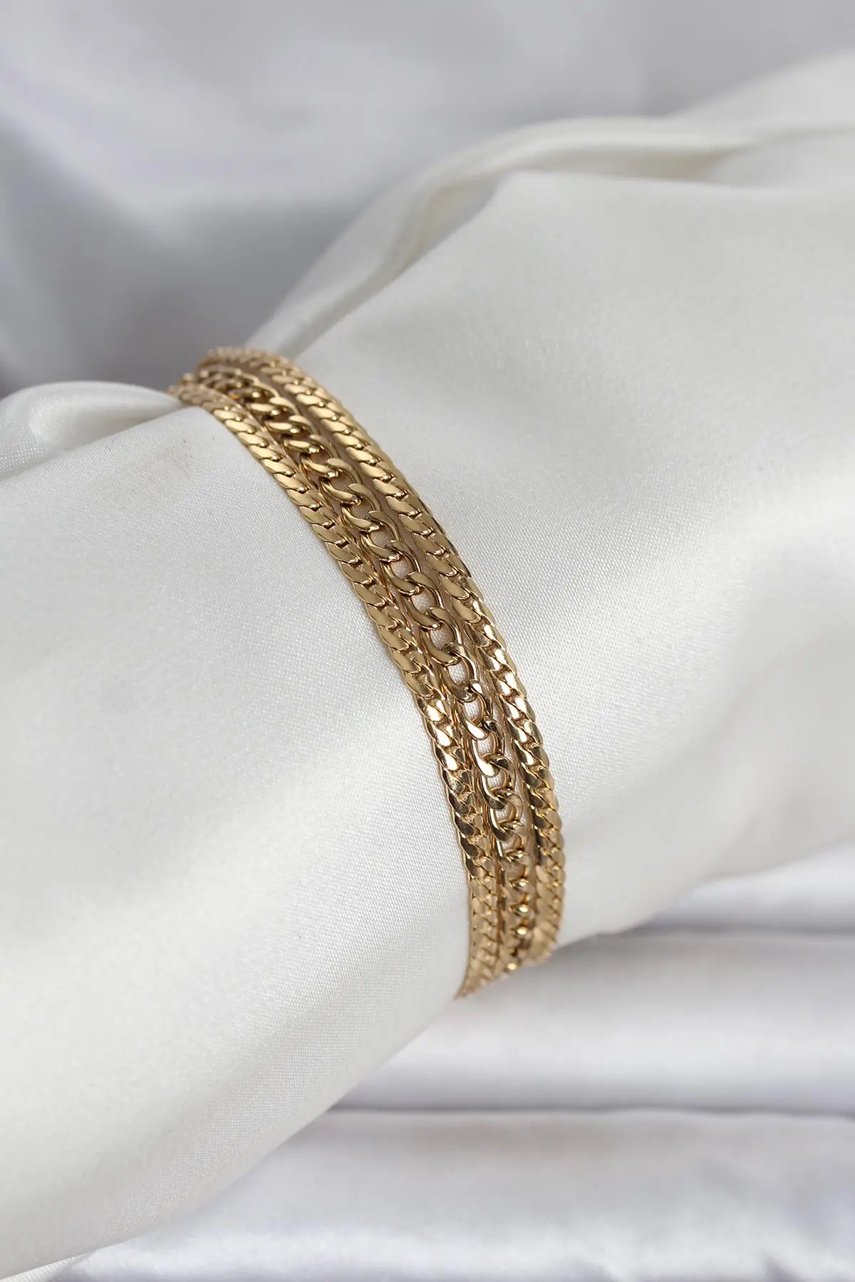 316L Çelik Gold Renk 3'lü Kadın Bileklik TJ-BB8384