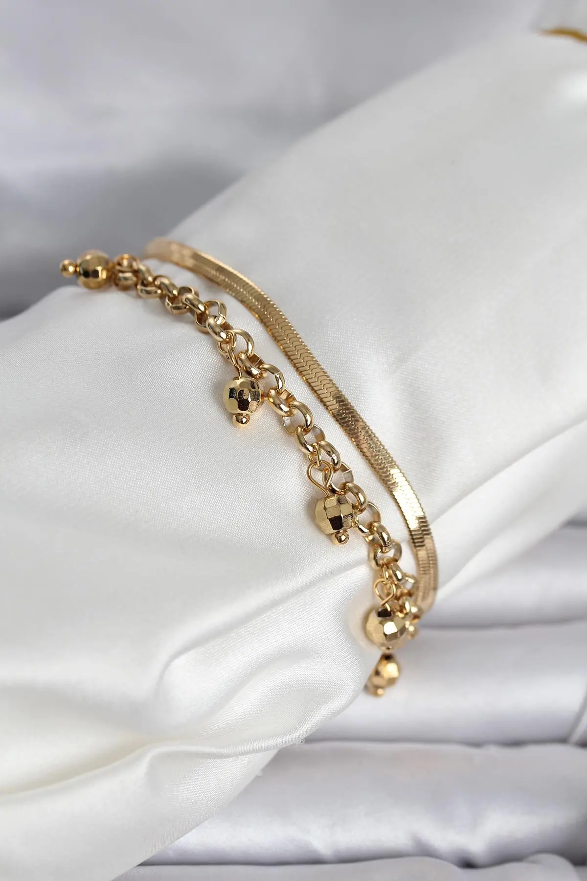 316L Çelik Gold Renk Dorika ve İtalyan Zincirli Model Kadın Bileklik TJ-BB8386