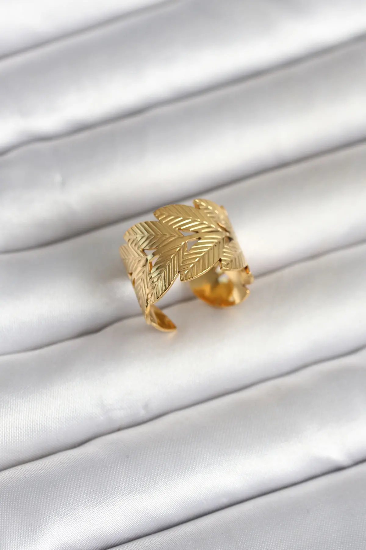 316L Çelik Gold Renk Başak Modeli Kadın Yüzük TJ-BYK4162