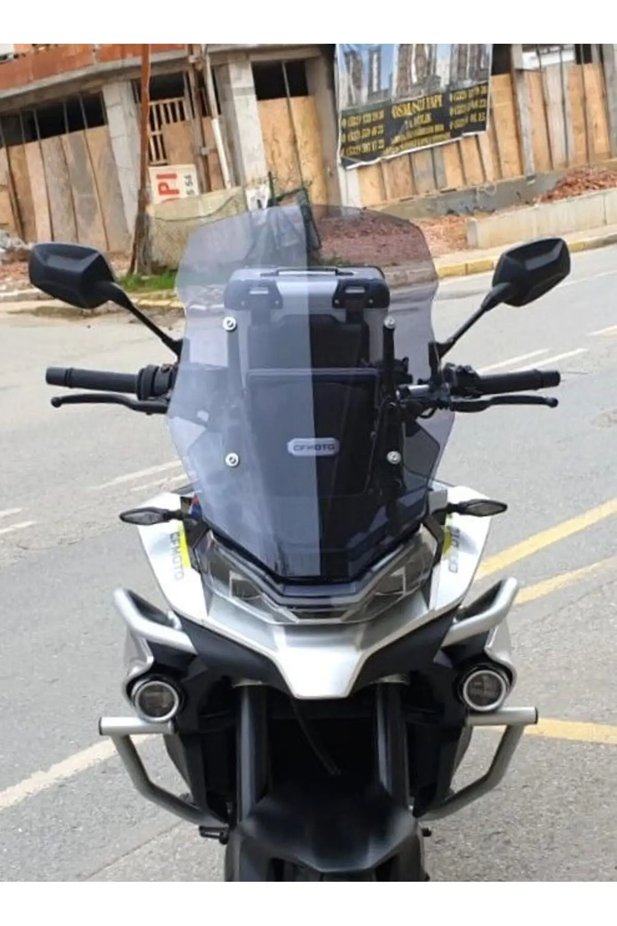 CF Moto 800 MT Ön Cam 2019-2026 Model 57cm Füme Renkli 4mm
