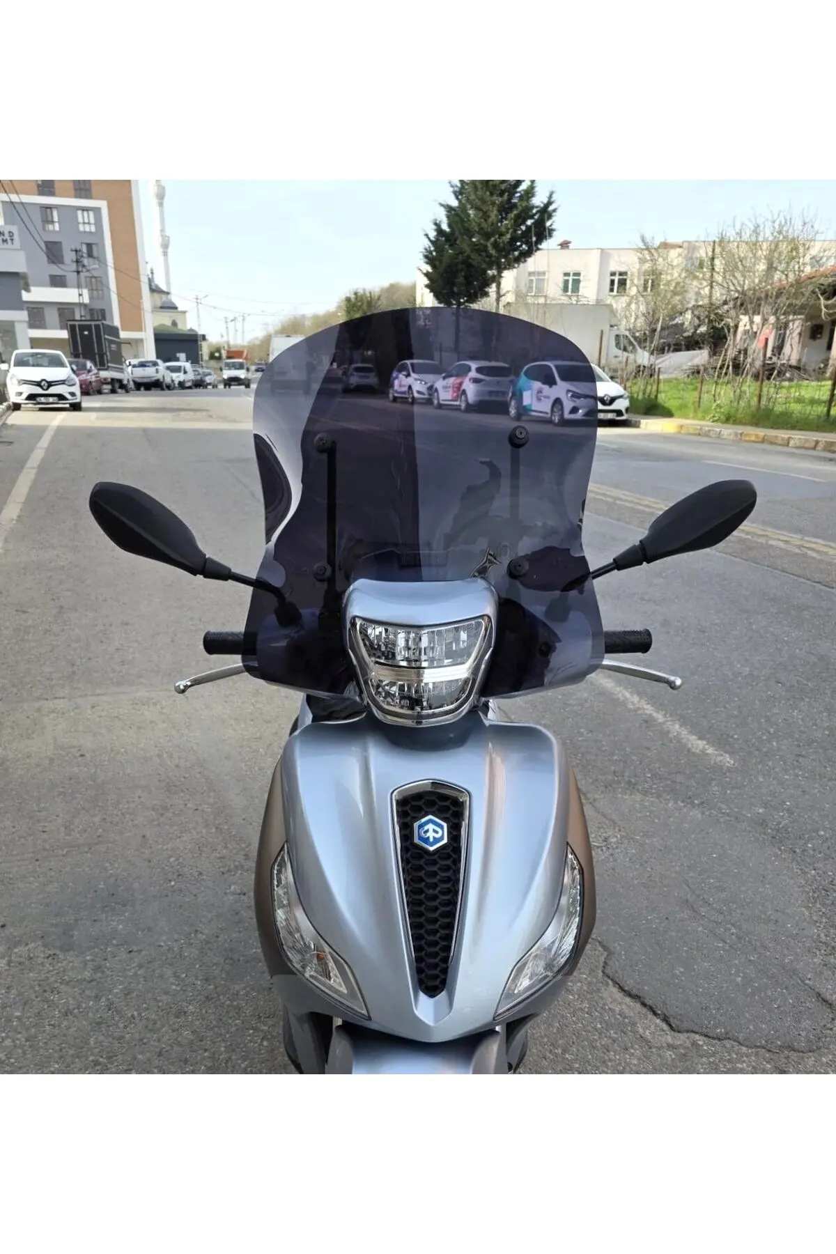 Piaggio Medley S 150 Ön Cam 2021-2026 Model 54cm Siyah Renkli APARATSIZDIR