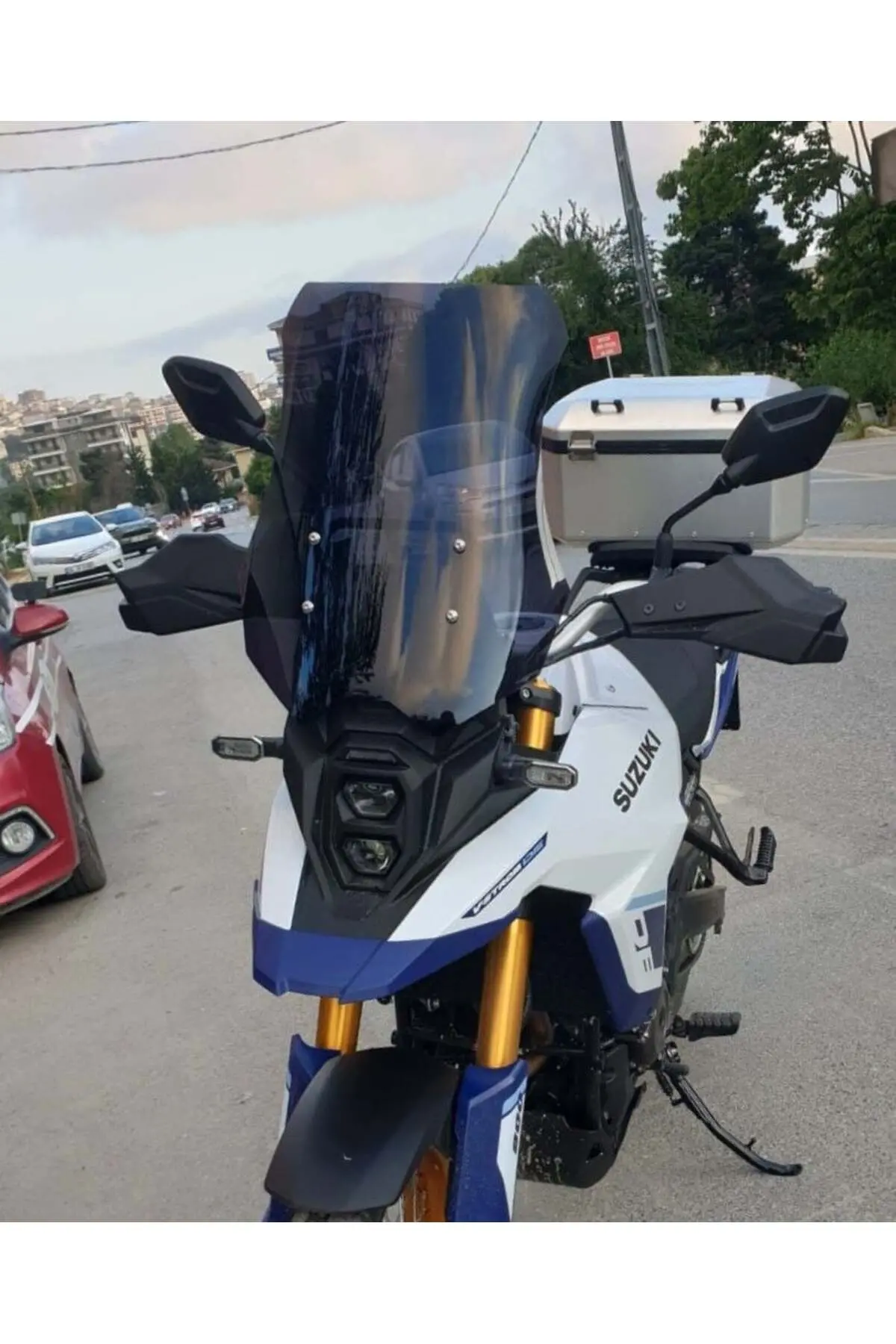 Suzuki V-strom 800 SE Ön Cam 2023-2026 Model 50cm Siyah Renkli 4mm