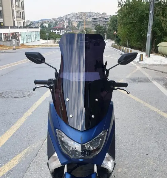 MOTOCAM Yamaha Nmax Ön Cam 2015-2020 Model 69cm Siyah Renkli 4mm