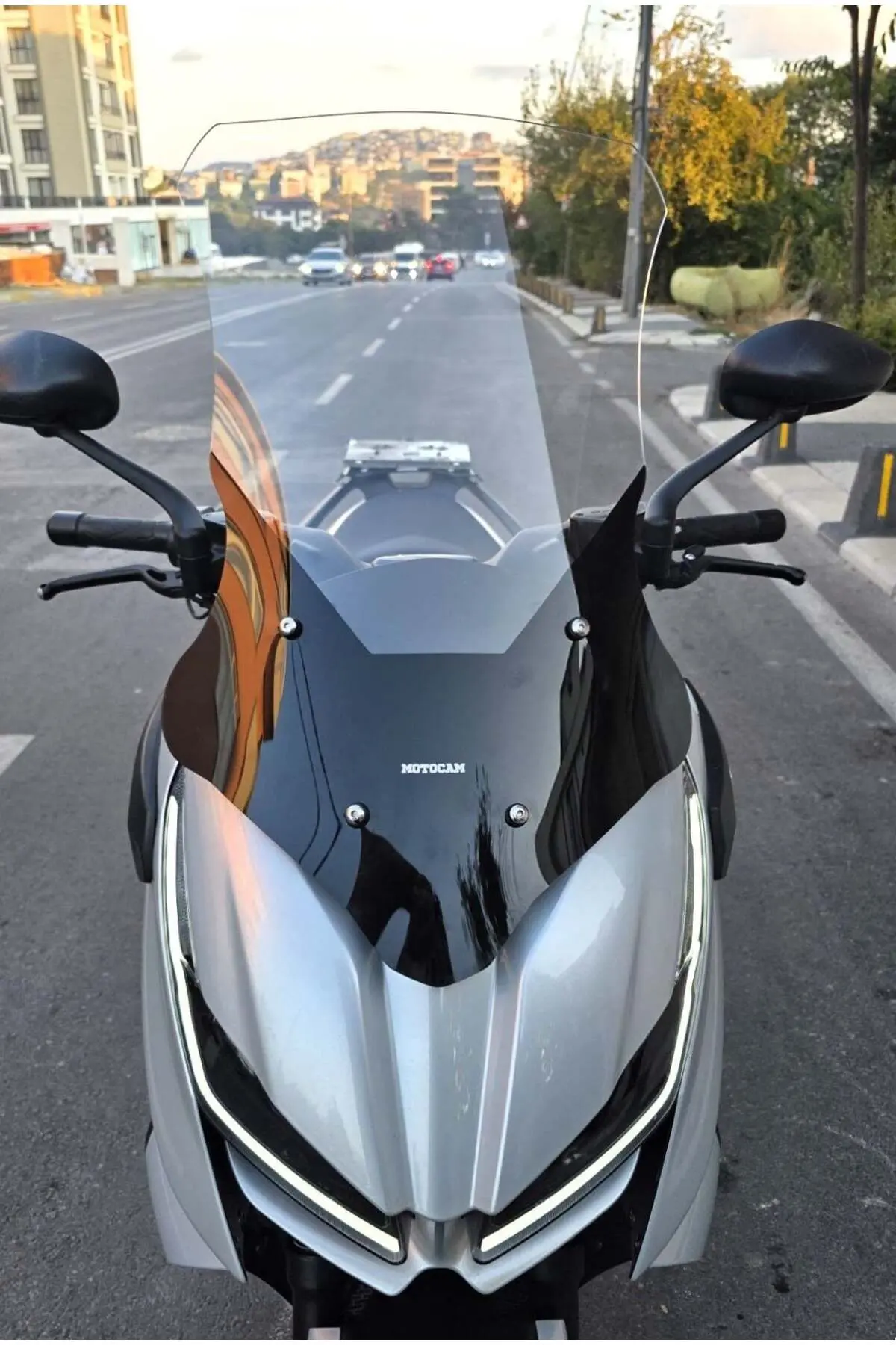 RKS RZ 250 S Ön Cam 2022-2026 Model 68cm Şeffaf Renkli 4mm UZUN