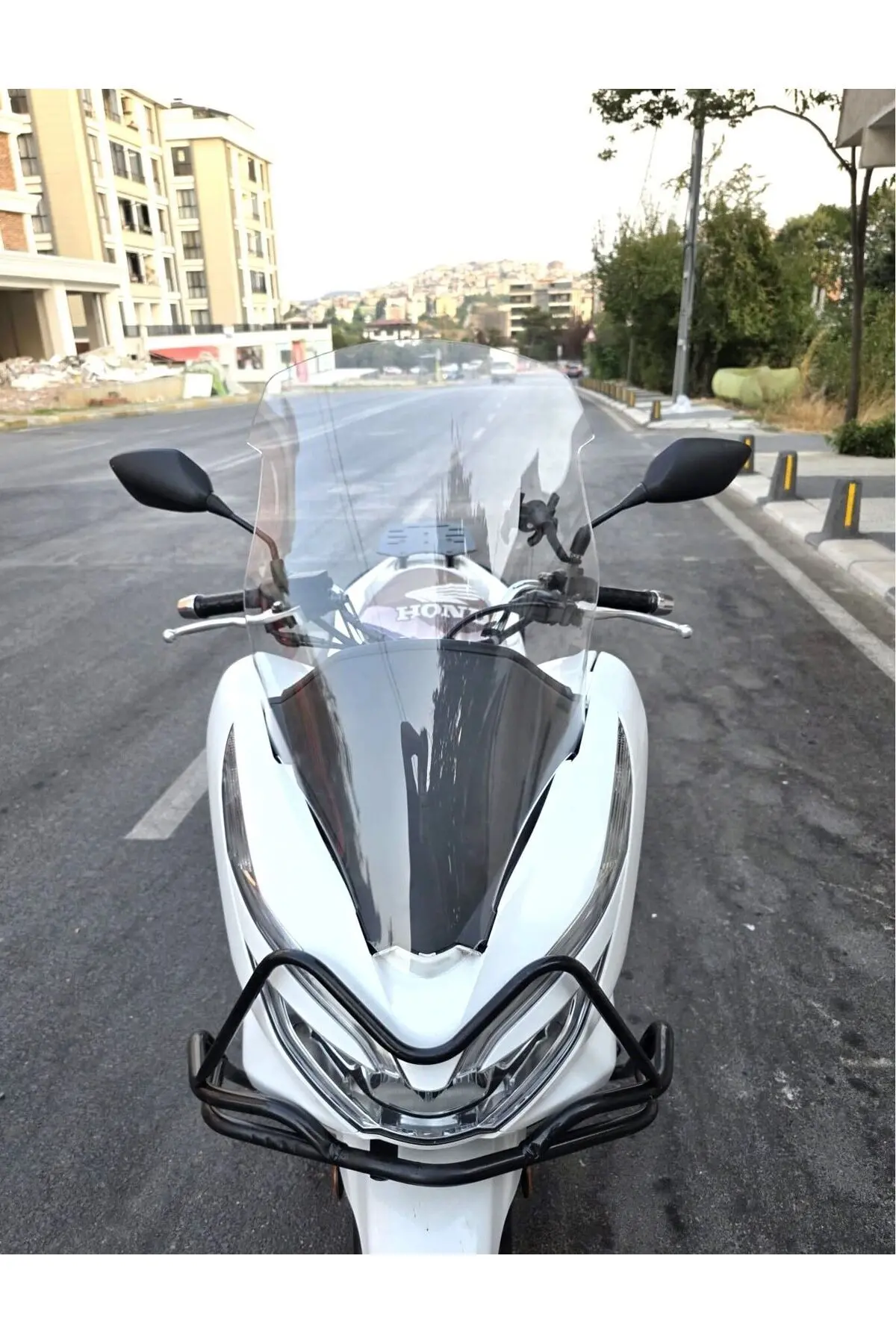 Honda PCX Ön Cam 2018-2020 Model 65cm Şeffaf Renkli 4mm ORTA BOYLU