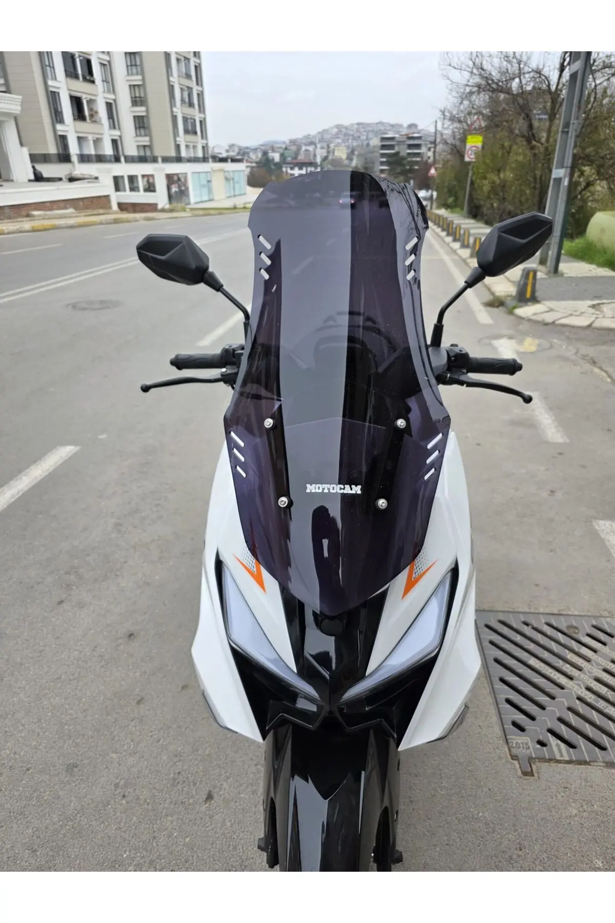 SFM Lahos Ön Cam 2024-2026 Model 75cm Siyah Renkli 4mm