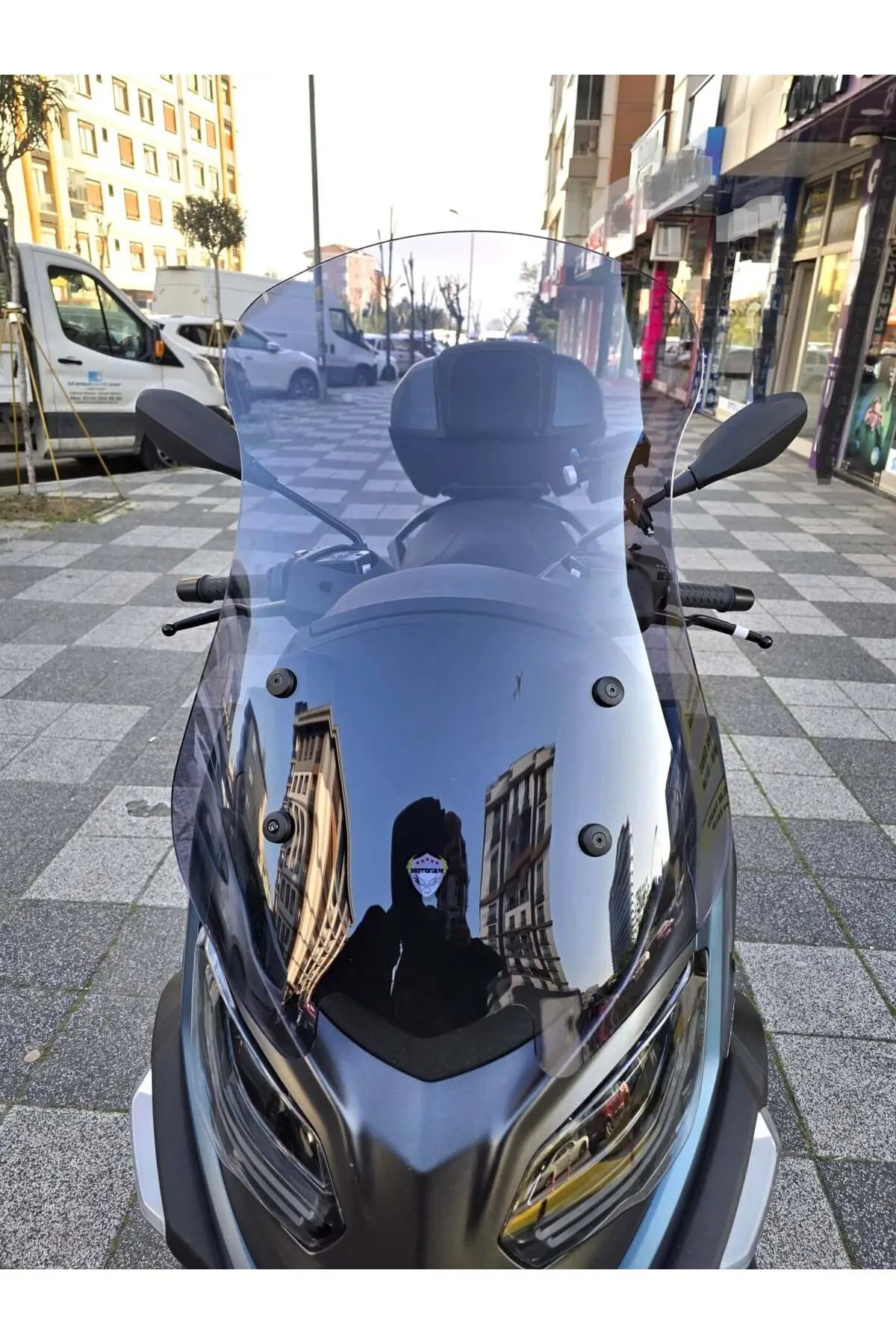 Piaggio MP3 530 Ön Cam 2023-2026 Model 72cm Füme Renkli 4mm UZUN