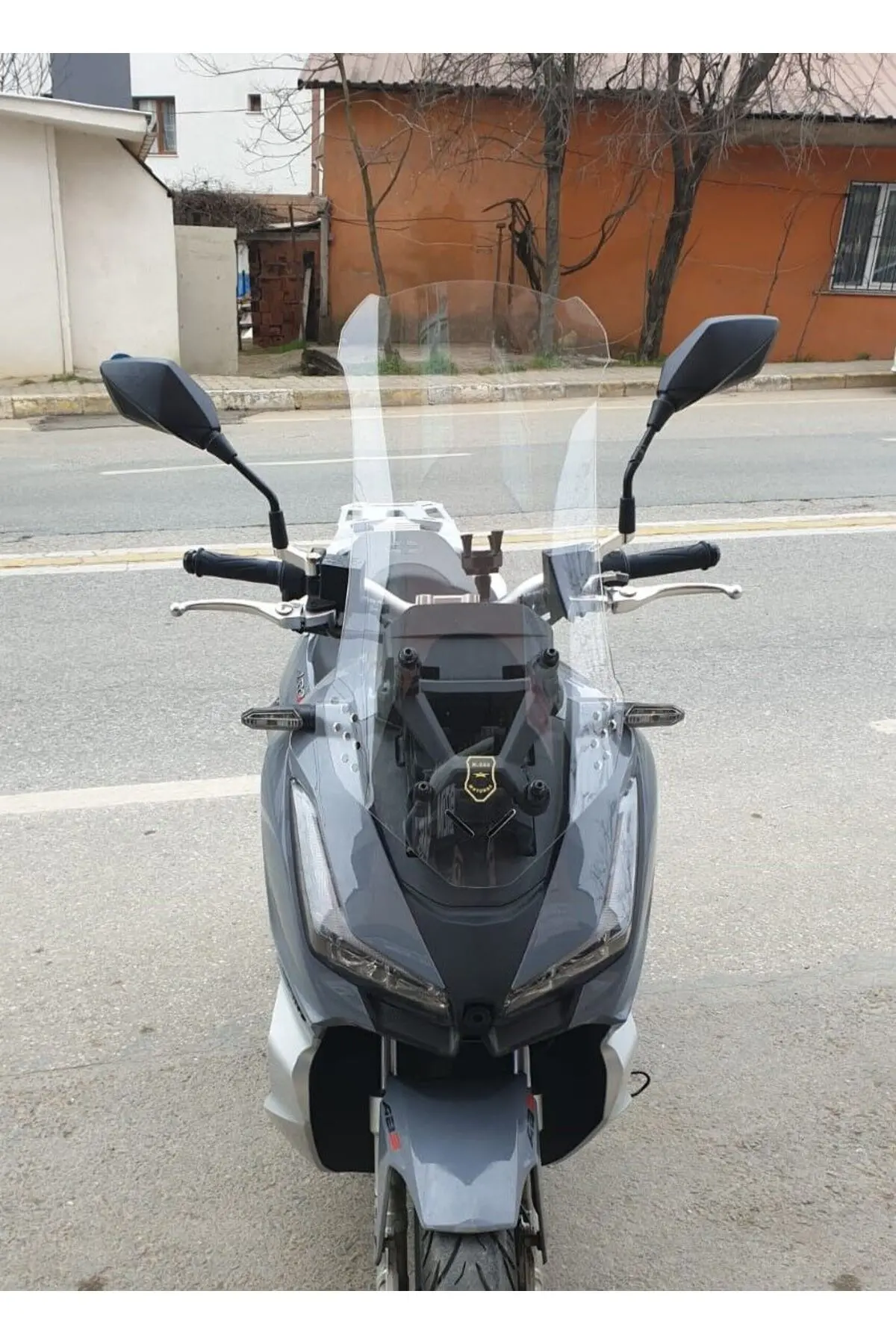 Arora Beatrix 150 Ön Cam 2023-2026 Model 75cm Şeffaf Renkli 4mm UZUN