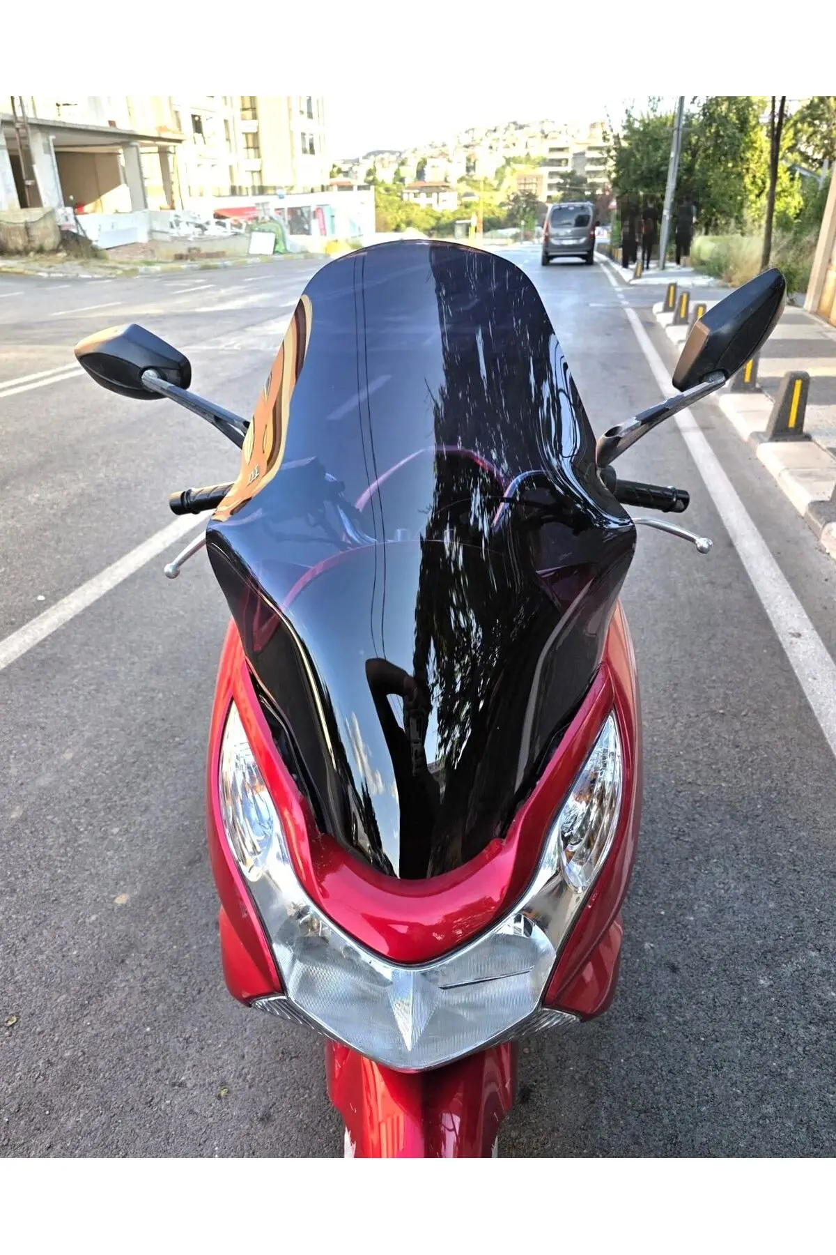 Honda PCX Ön Cam 2011-2013 Model 59cm Siyah Renkli ORTA BOYLU
