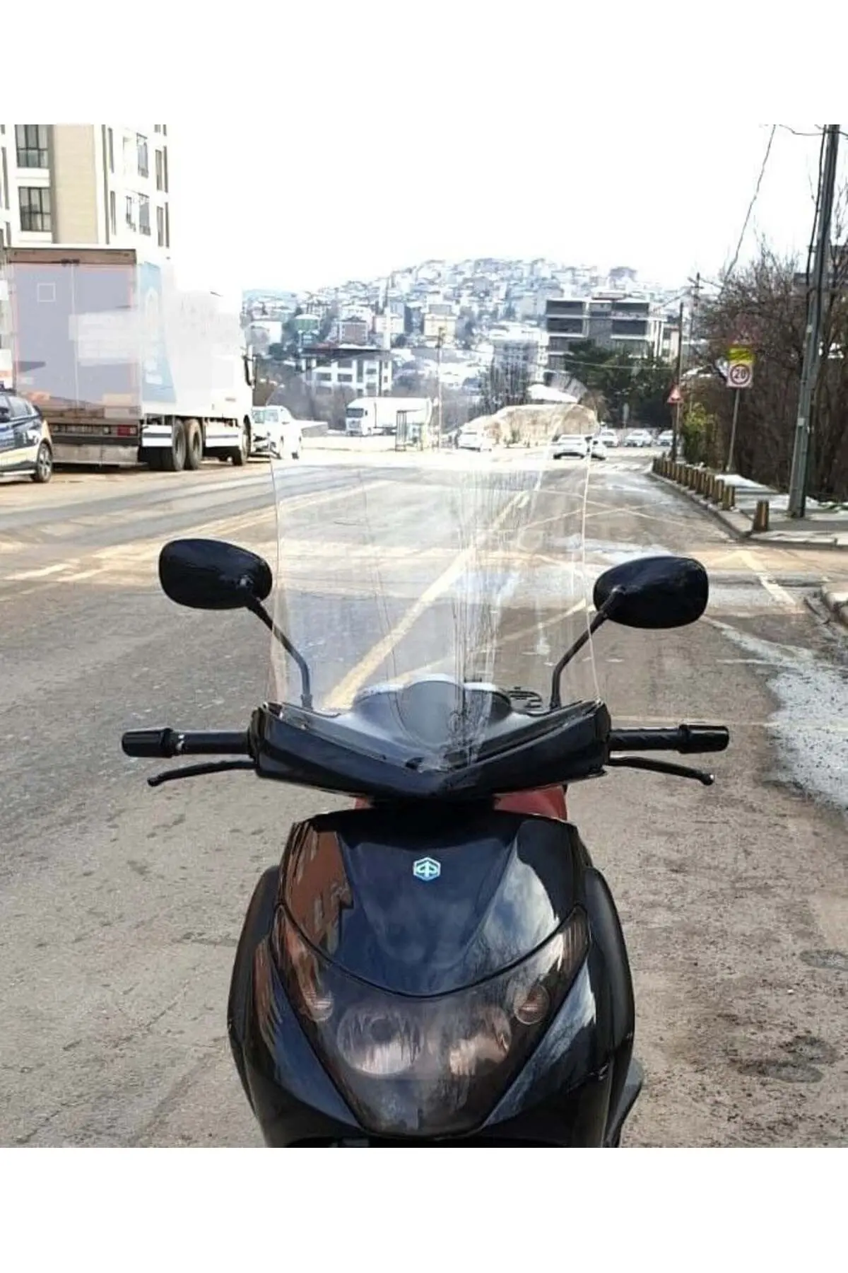 Piaggio Beverly 250 Ön Cam 2005-2007 Model 53cm Şeffaf Renkli 4mm UZUN