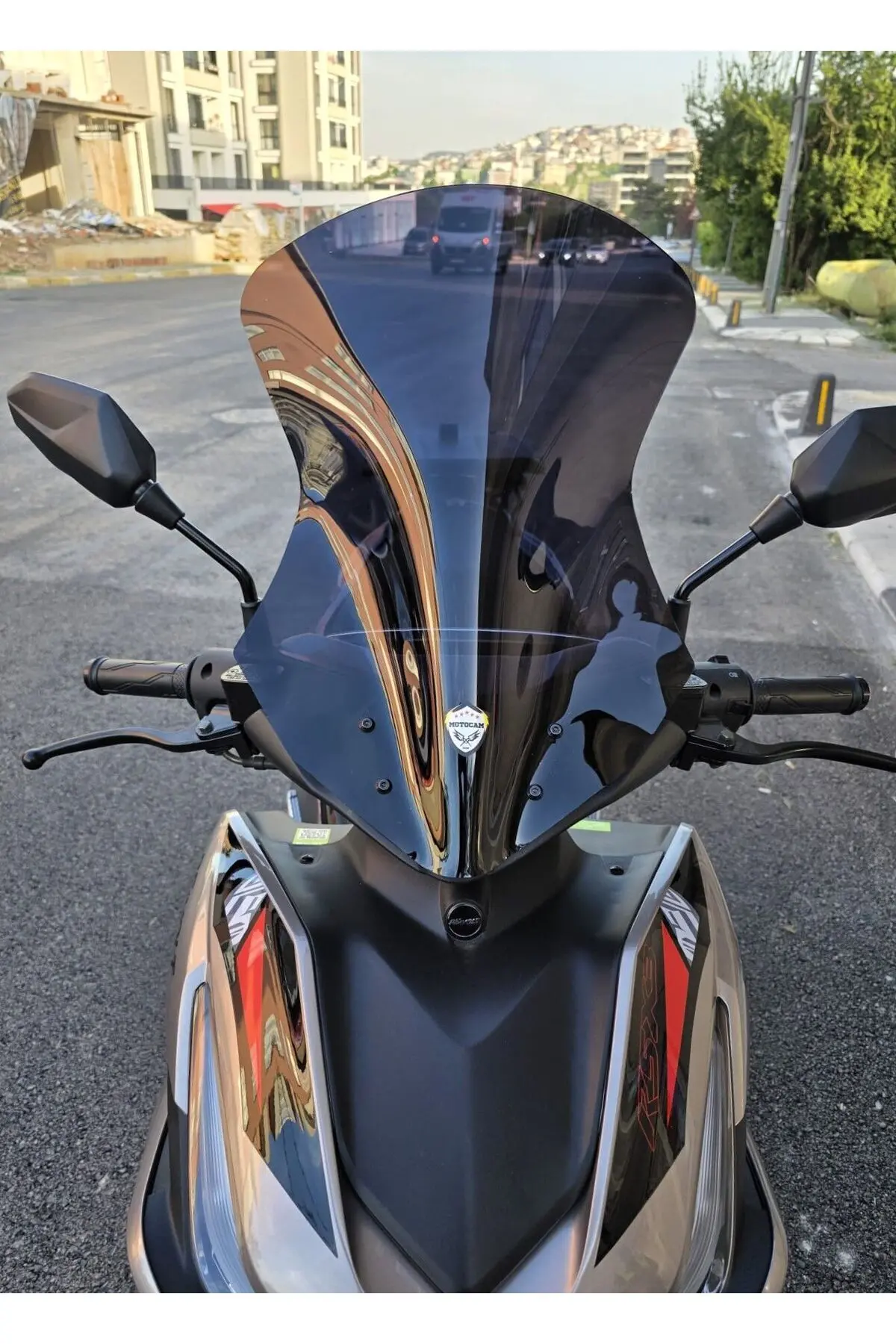 Volta Revolt RSX3 Ön Cam 2022-2026 Model 54cm Siyah Renkli SPORTİF