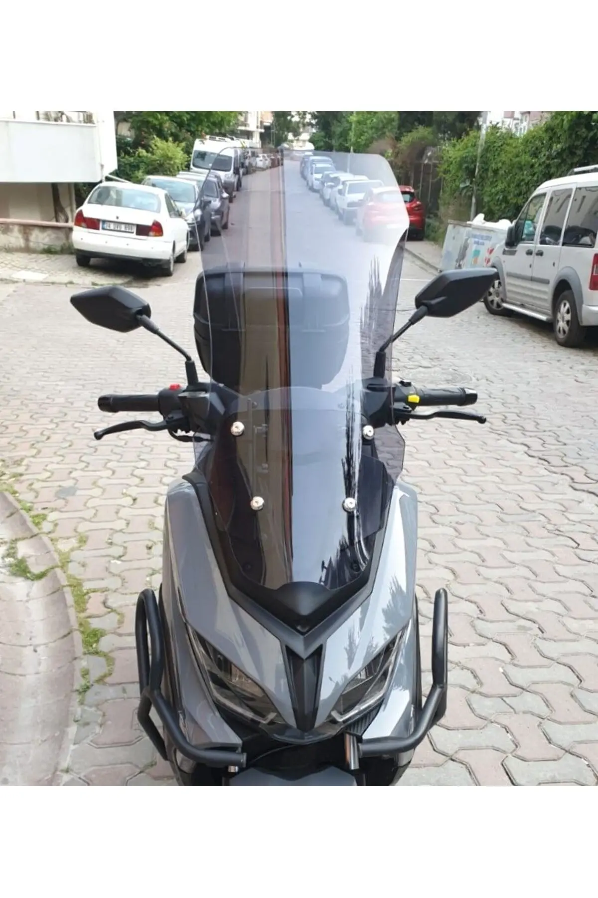 Küba Novax 200 Ön Cam 2023-2026 Model 65cm Füme Renkli 4mm UZUN