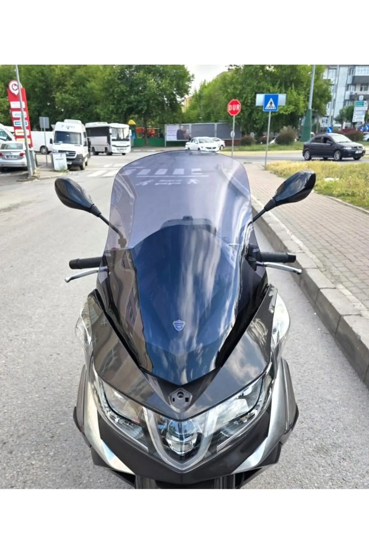 Piaggio X10 350 Ön Cam 2011-2017 Model 73cm Füme Renkli 4mm