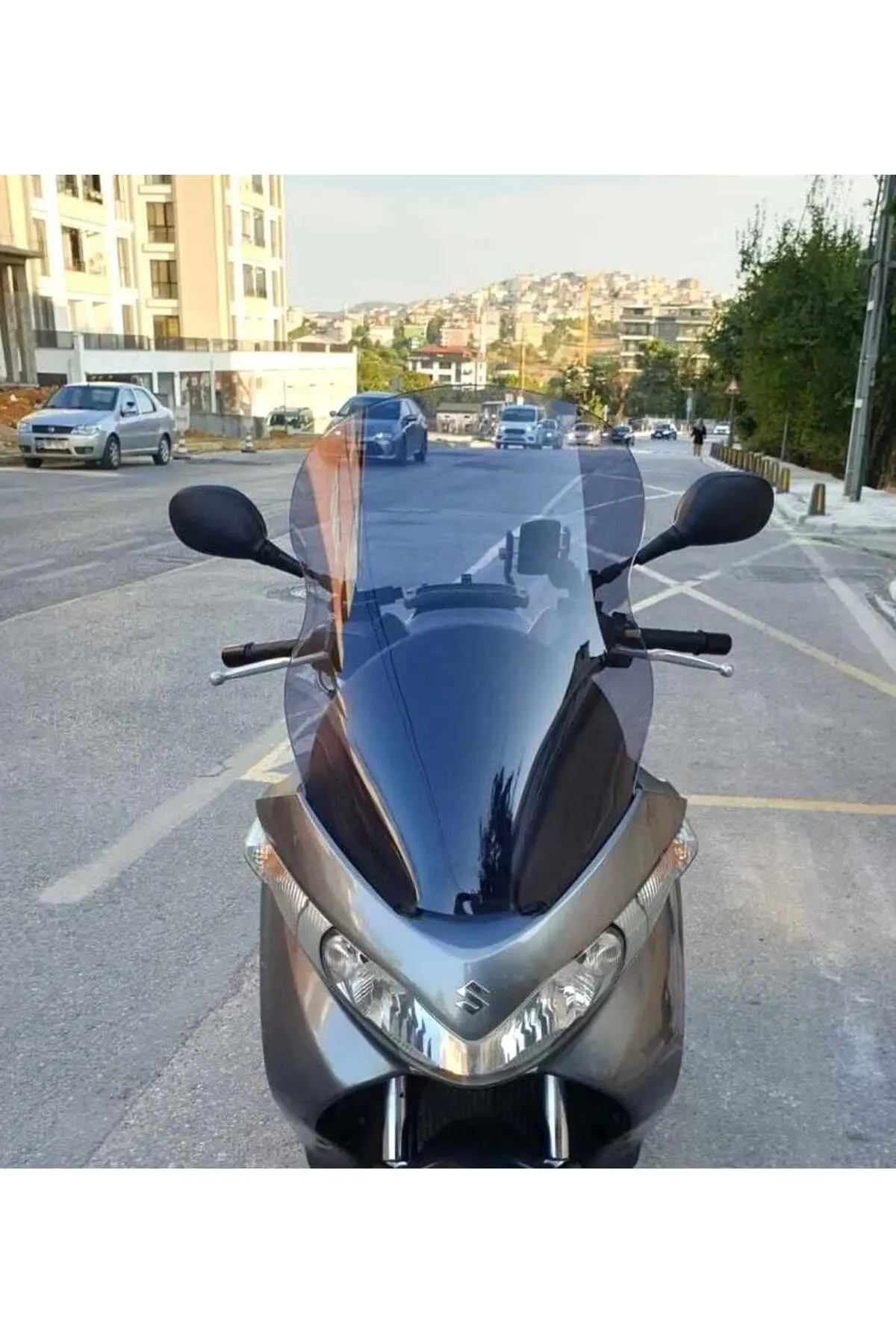Suzuki Burgman 125 Ön Cam 2006-2013 Model 61cm Füme Renkli 4mm