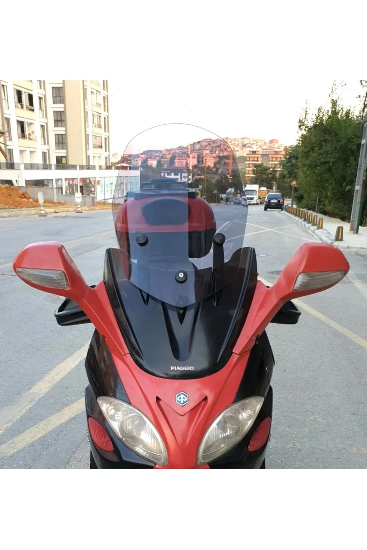 Piaggio X9 250 Ön Cam 2004-2006 Model 49cm Füme Renkli 4mm