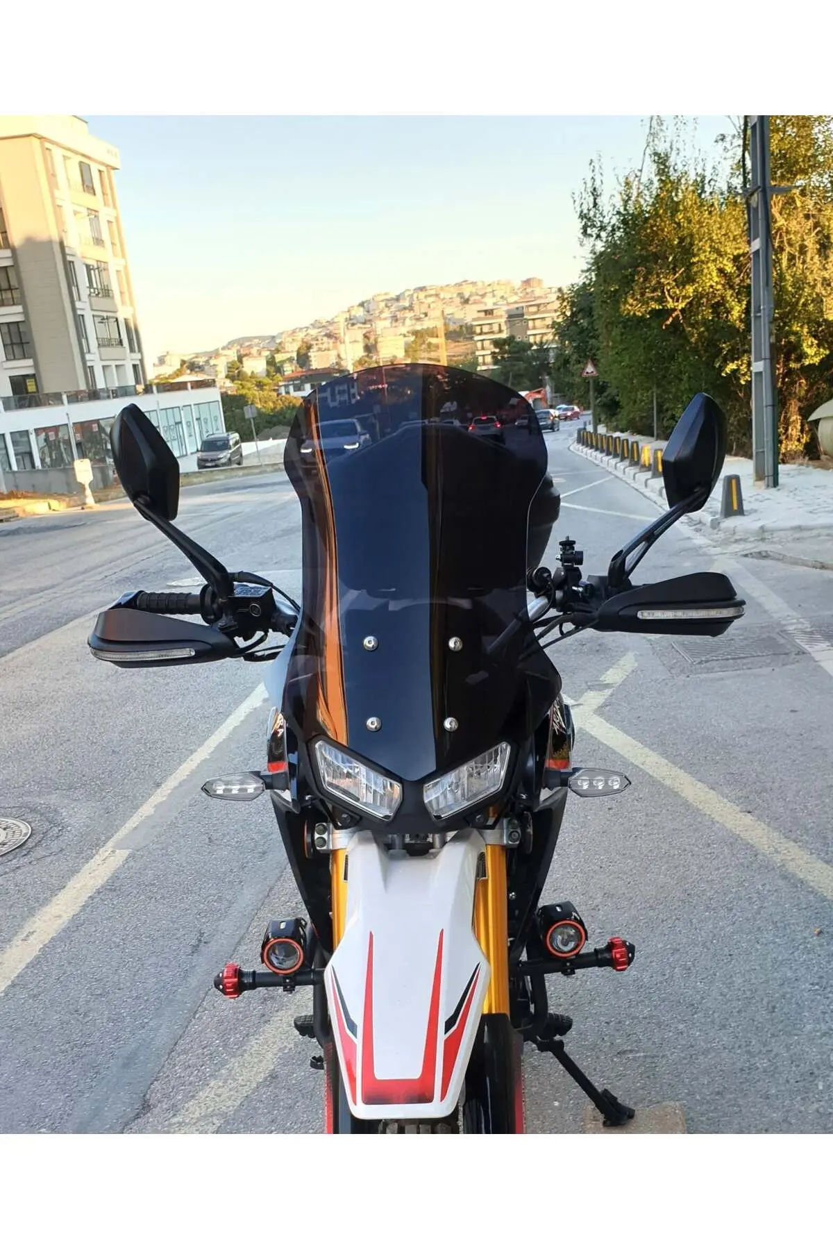 Arora CR 250 Ön Cam 2025-2026 Model 55cm Siyah Renkli 4mm