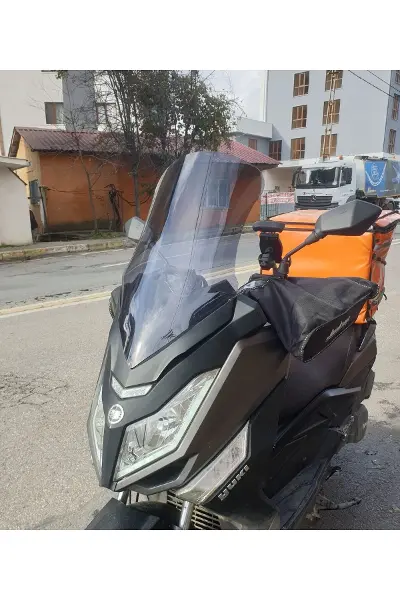 Yuki T9 strom 125 Ön Cam 2021-2026 Model 62cm Füme Renkli 4mm