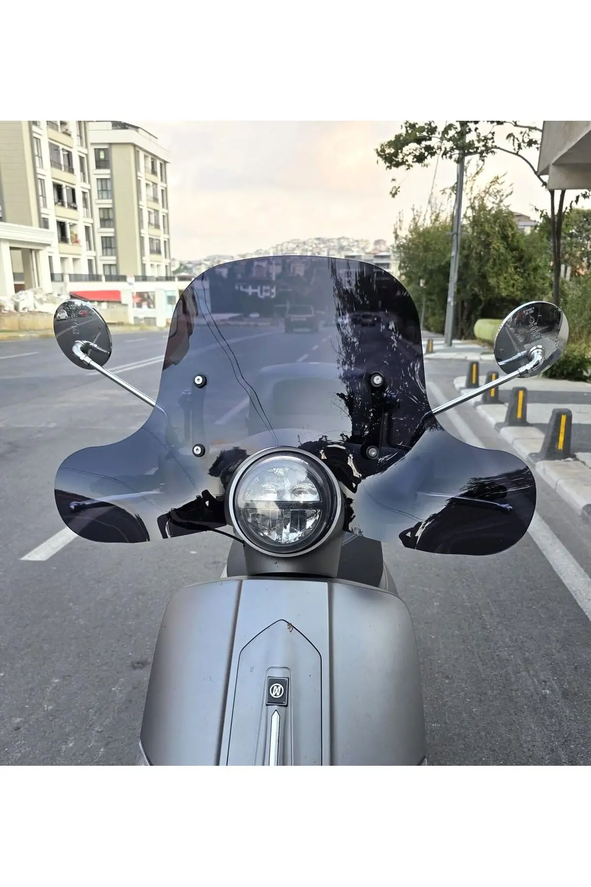 Mondial Exon 125 Ön Cam 2023-2026 Model 39cm Siyah Renkli 4mm Elcikli APARATSIZ