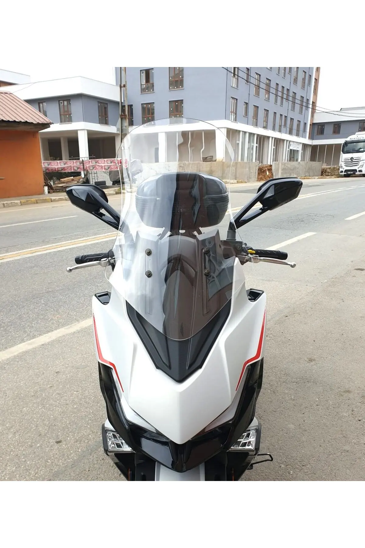 Kymco Xciting VS 400 Ön Cam 2023-2026 Model 66cm Şeffaf Renkli 4mm