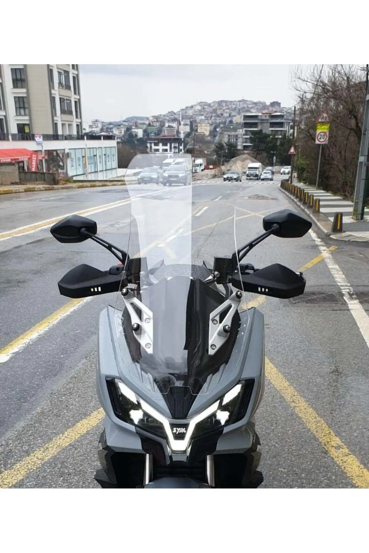SYM ADX 300 Ön Cam 2024-2026 Model 75cm Şeffaf Renkli 4mm UZUN