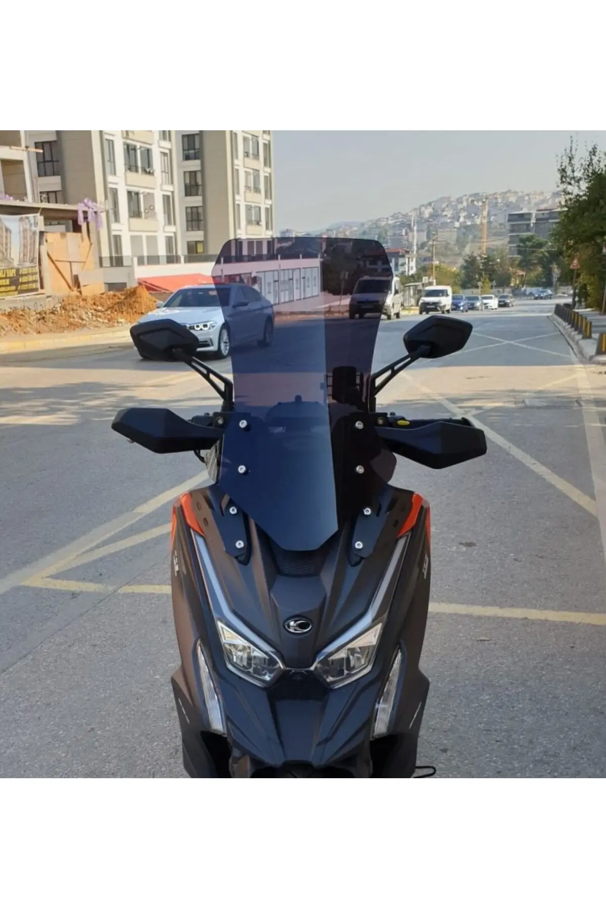 Kymco DTX 360 Ön Cam 2021-2026 Model 67cm Siyah Renkli 4mm UZUN