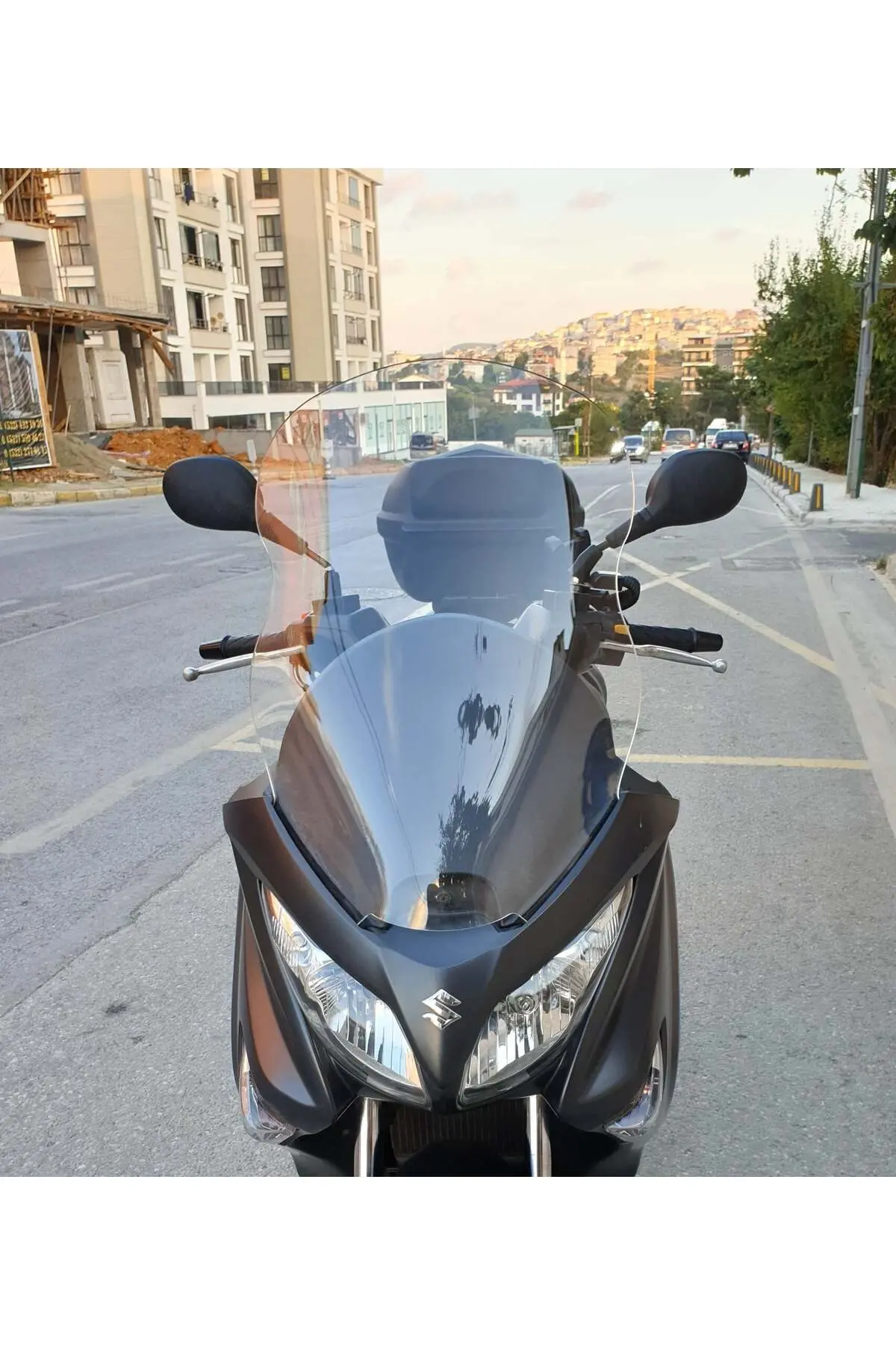 Suzuki Burgman 200 Ön Cam 2006-2013 Model 61cm Şeffaf Renkli 4mm