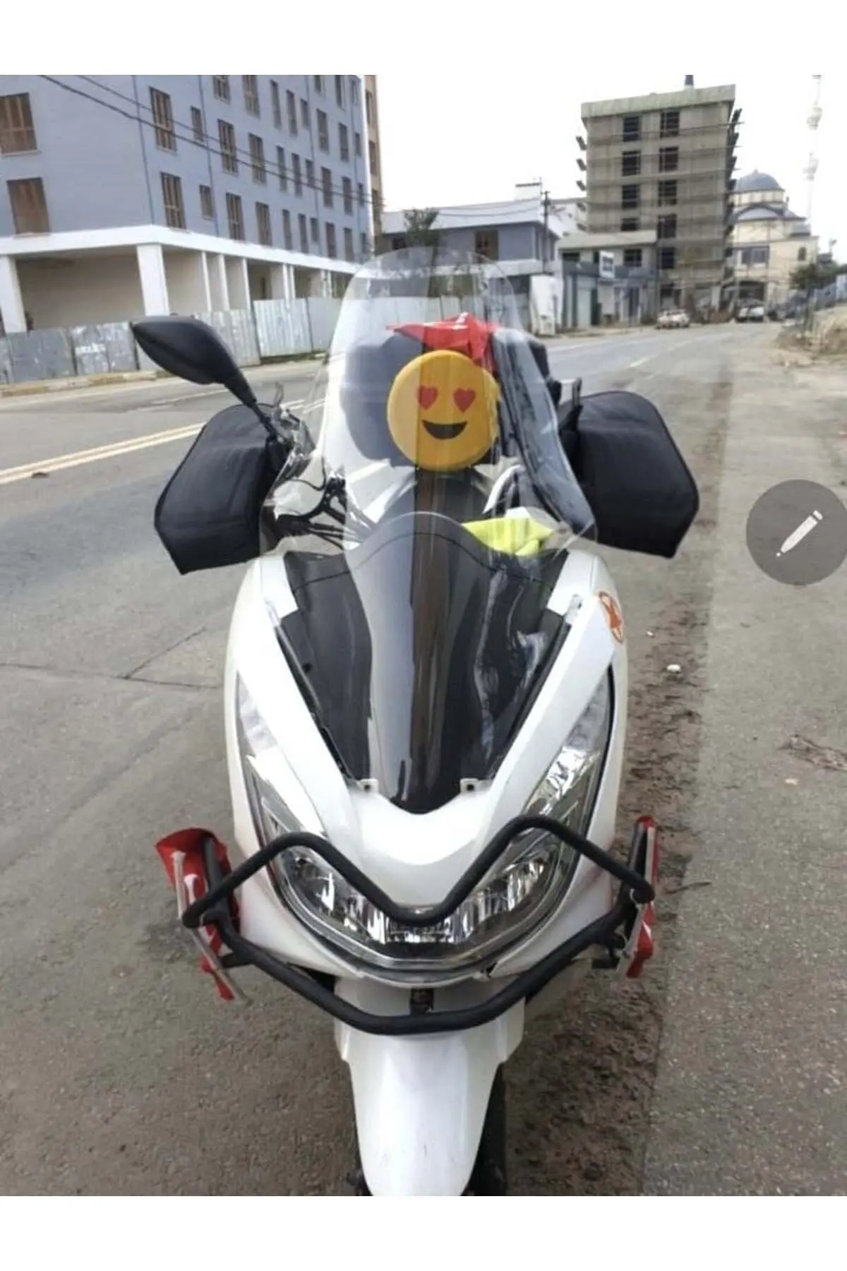 Honda PCX Ön Cam 2014-2017 Model 65cm Şeffaf Renkli 4mm ORTA BOYLU