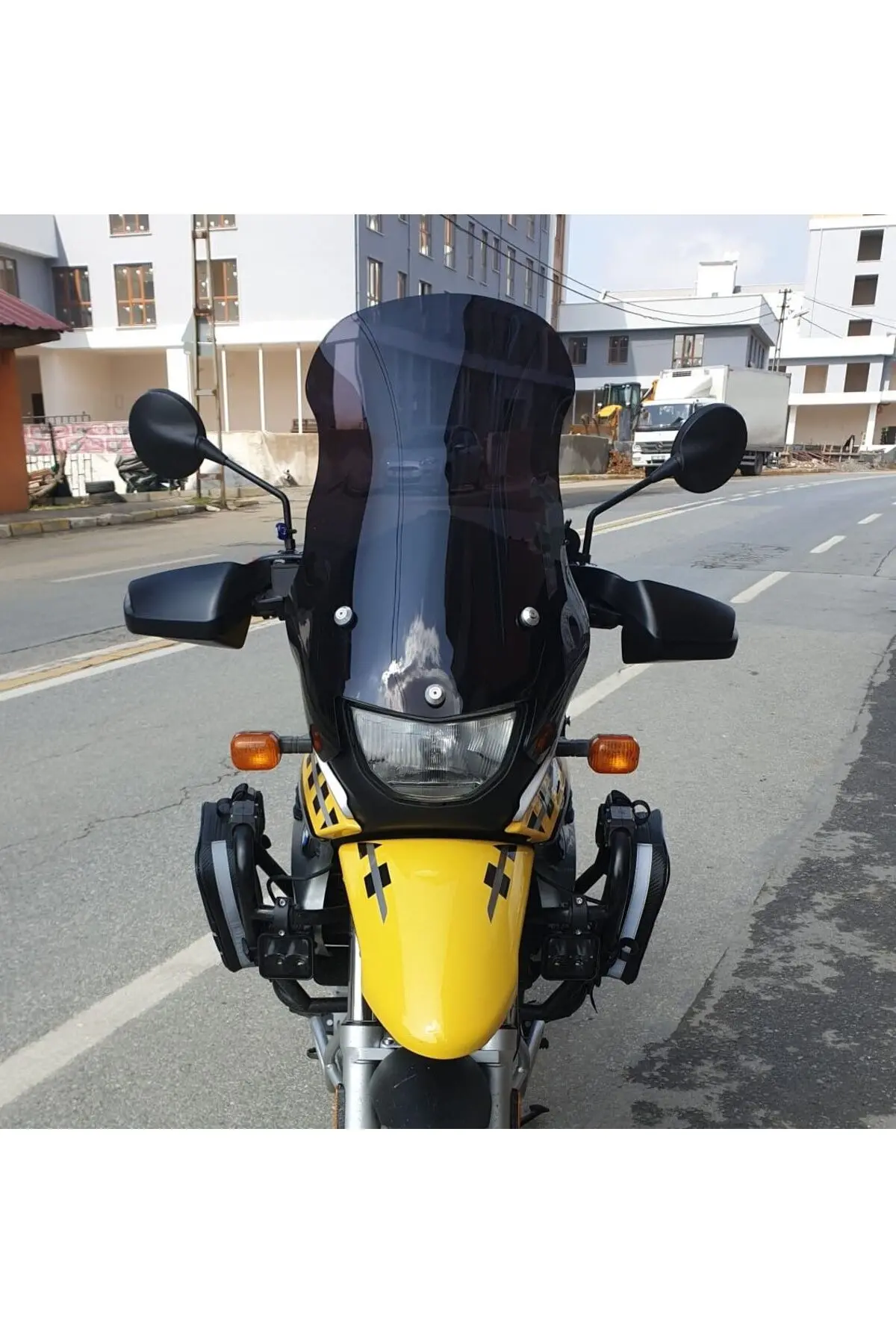 Bmw F 650 GS Ön Cam ( 3 Delikli ) 1999-2003 Model 58cm Siyah Renkli 4mm