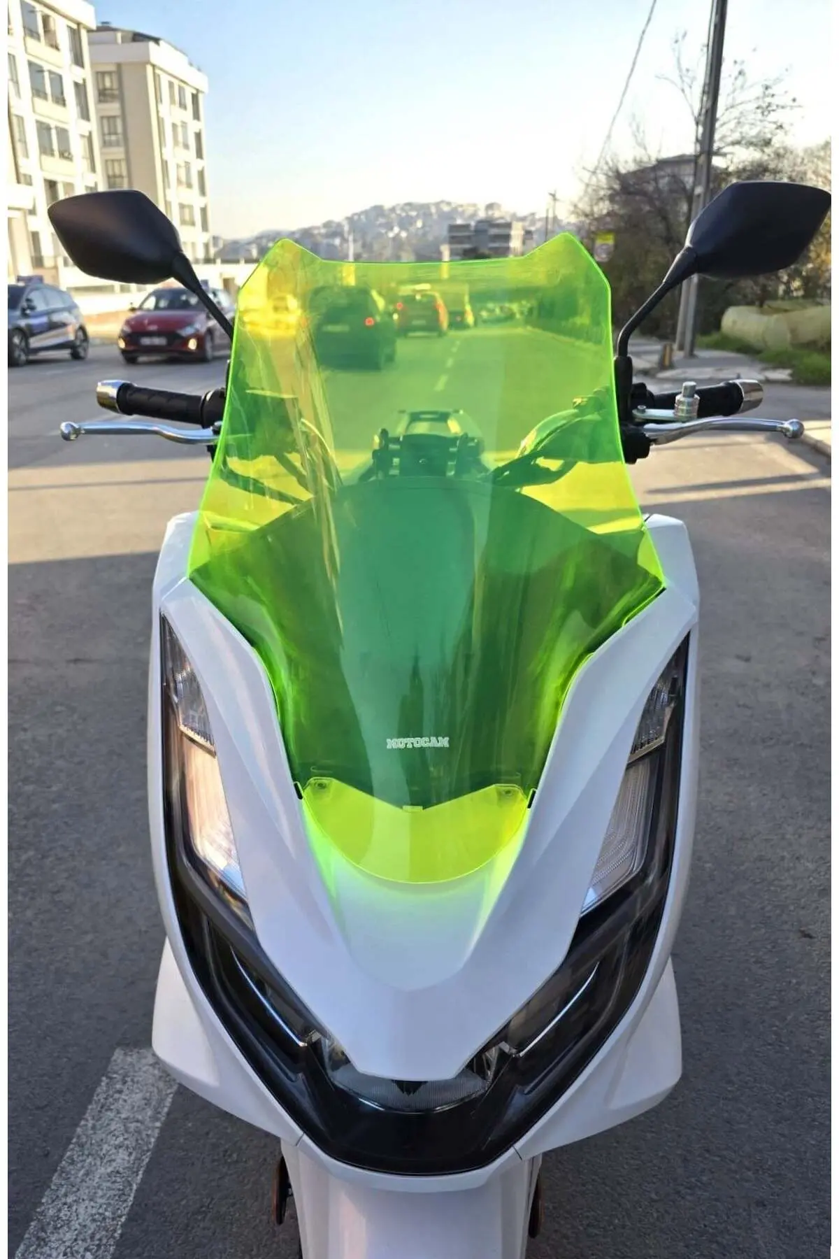 Honda PCX Ön Cam 2021-2024 Model 47cm Neon Sarı Renkli 4mm SPORTİF