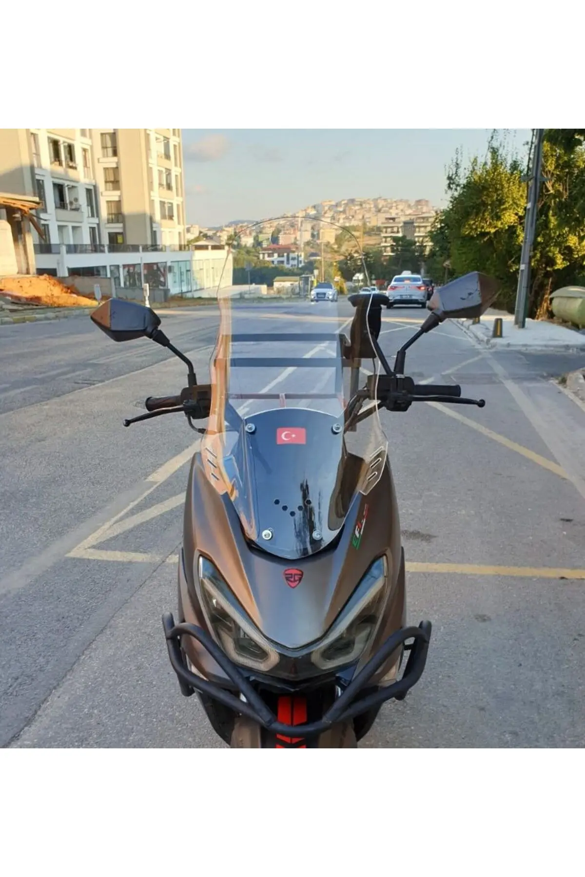 RKS Newlight 125 Ön Cam 2021-2022 Model 65cm Şeffaf Renkli 4mm PRO MODELE UYMAZ