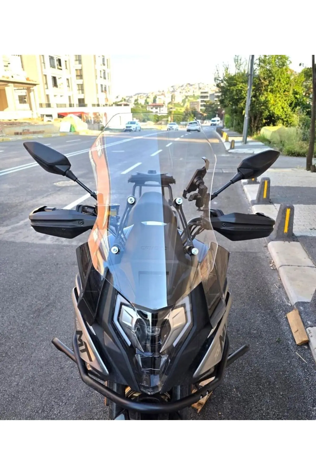 CF Moto 700 MT Ön Cam 2023-2026 Model 56cm Şeffaf Renkli 4mm