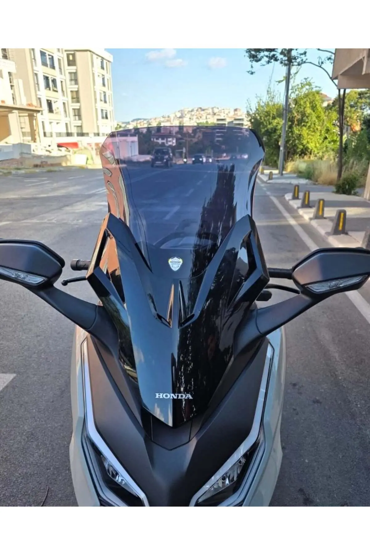 Honda Forza 250 Ön Cam 2021-2026 Model 60cm Siyah Renkli 4mm YOKTUR