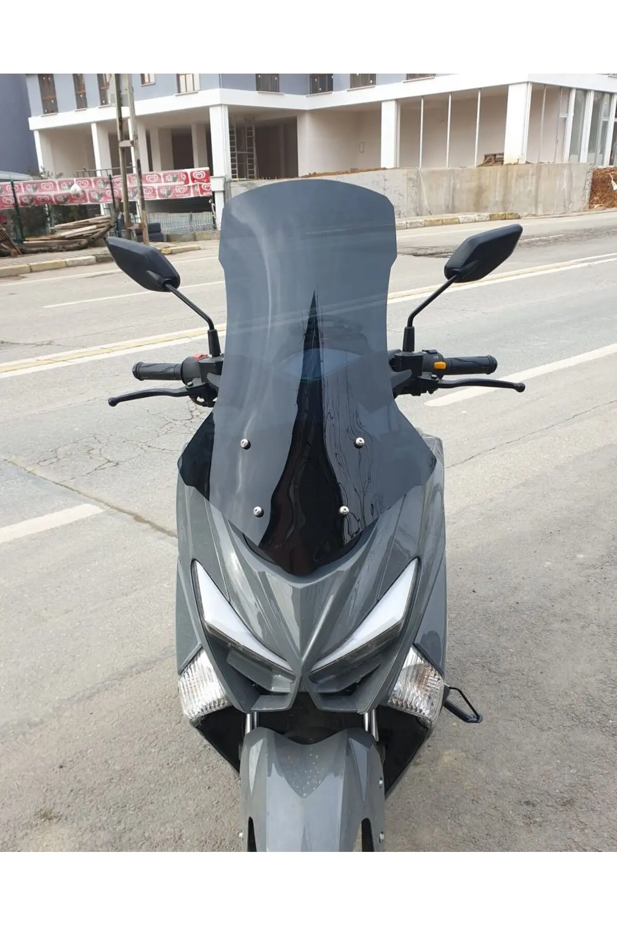 Volta Apec Apx5 Ön Cam 2023-2026 Model 68cm Siyah Renkli 4mm ORTA BOYLU
