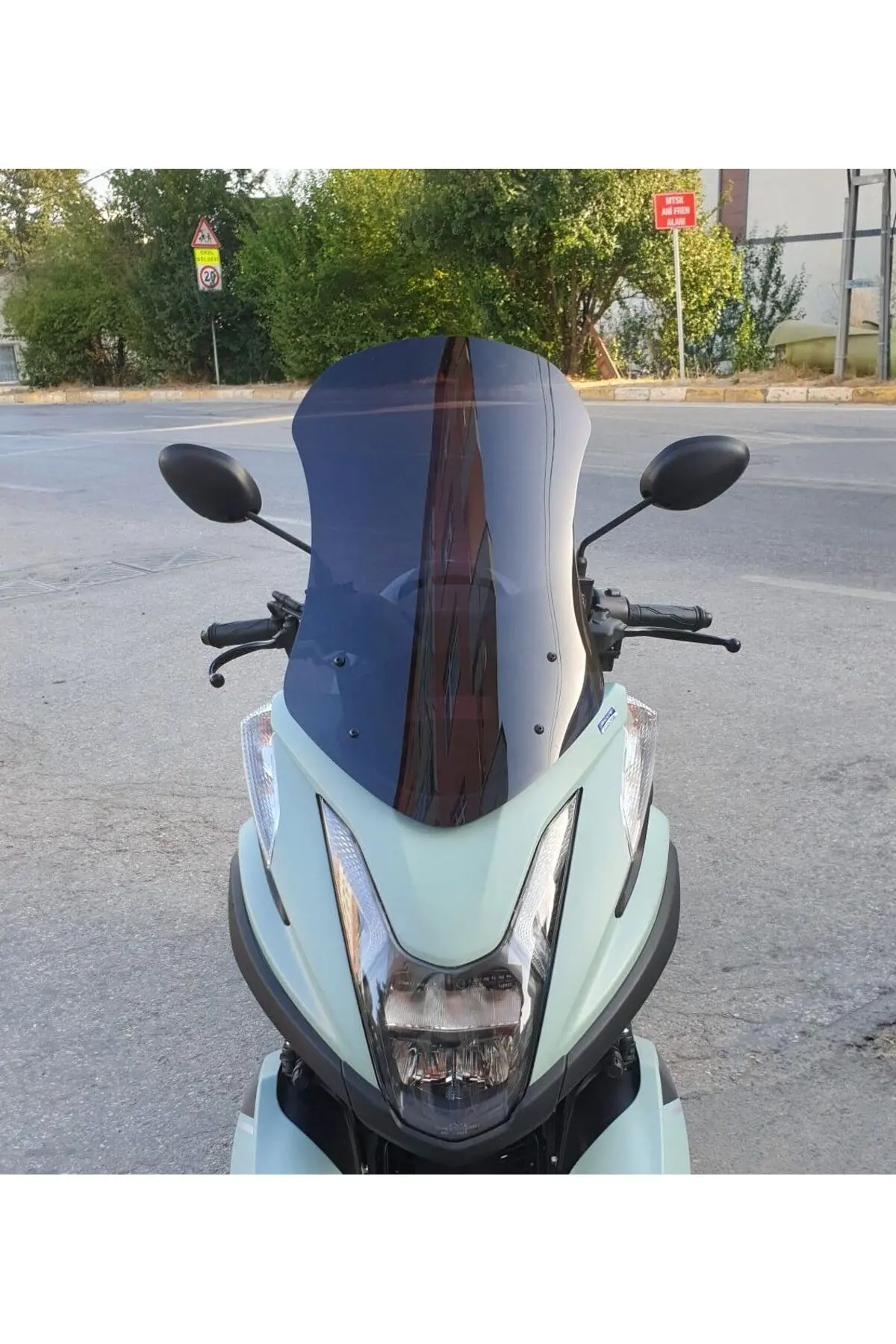Yamaha Tricity 125 Ön Cam 2014-2026 Model 60cm Siyah Renkli 4mm
