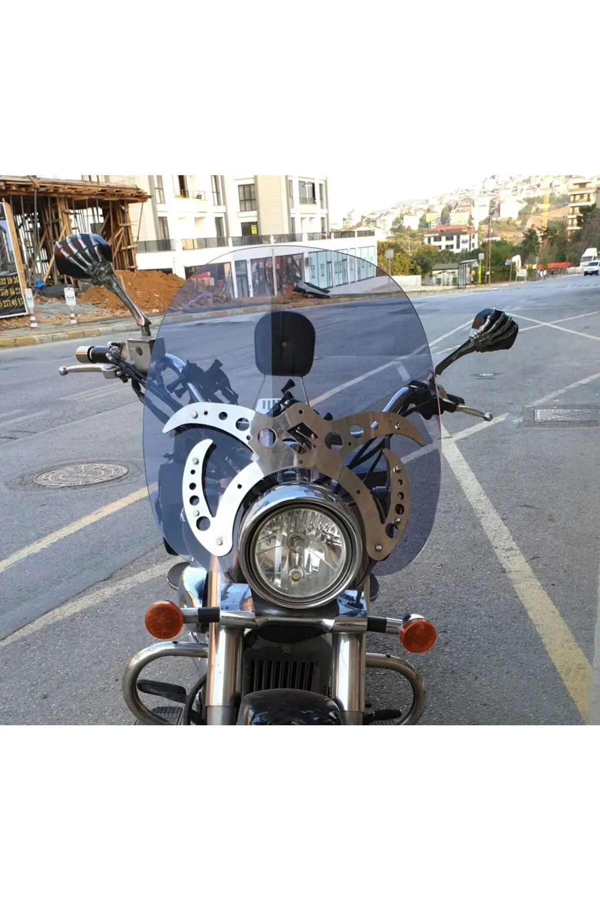 Suzuki C 800 Ön Cam 2004-2016 Model 61cm Füme Renkli 4mm APARATSIZDIR