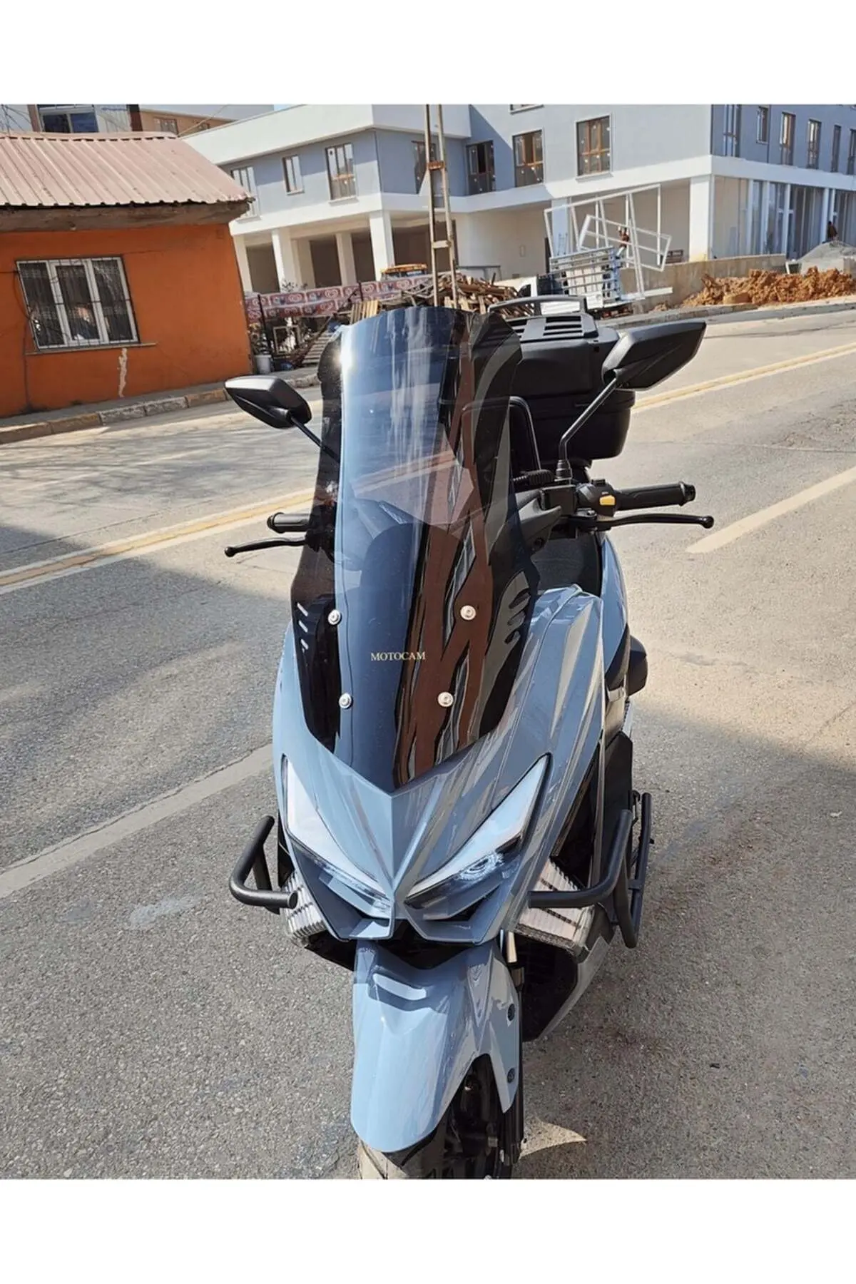 Küba Chia 125 Ön Cam 2023-2026 Model 65cm Siyah Renkli 4mm ORTA BOYLU