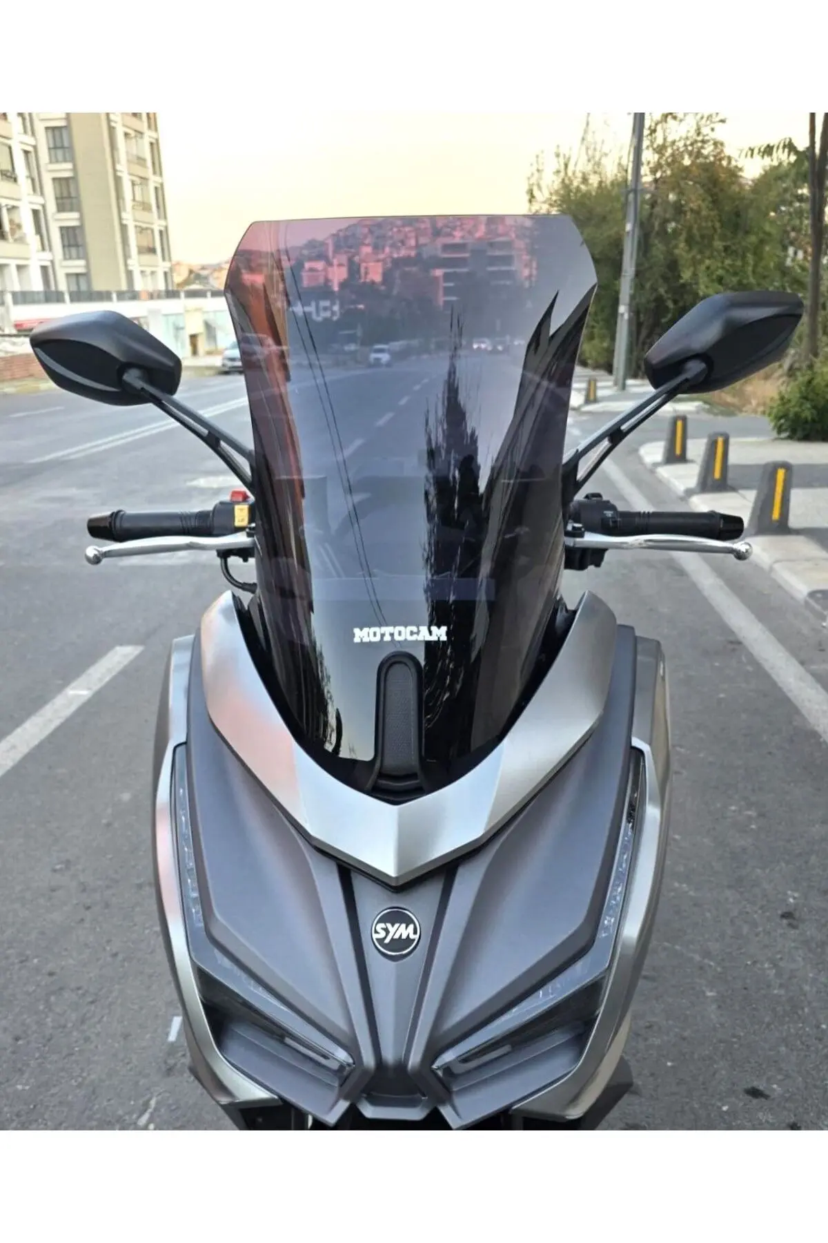 Sym Cruisym 150 GT Ön Cam 2023-2026 Model 45cm Siyah Renkli 4mm