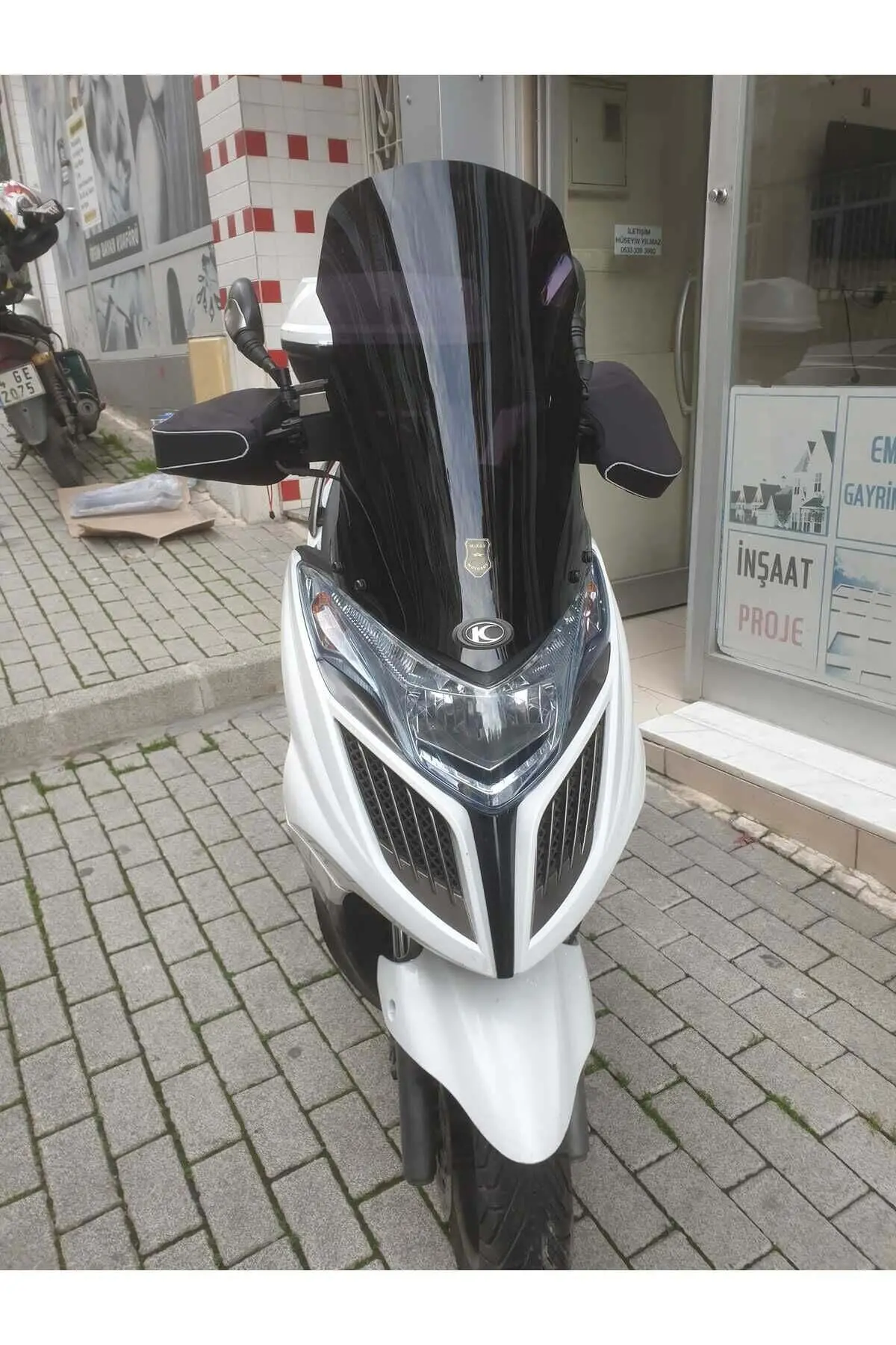 Kymco G Dink 250i Ön Cam 2013 Model 66cm Siyah Renkli 4mm