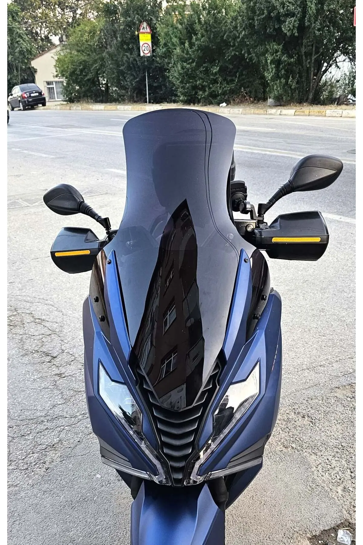 Arora GT 125 Ön Cam 2023-2026 Model 83cm Siyah Renkli 4mm UZUN