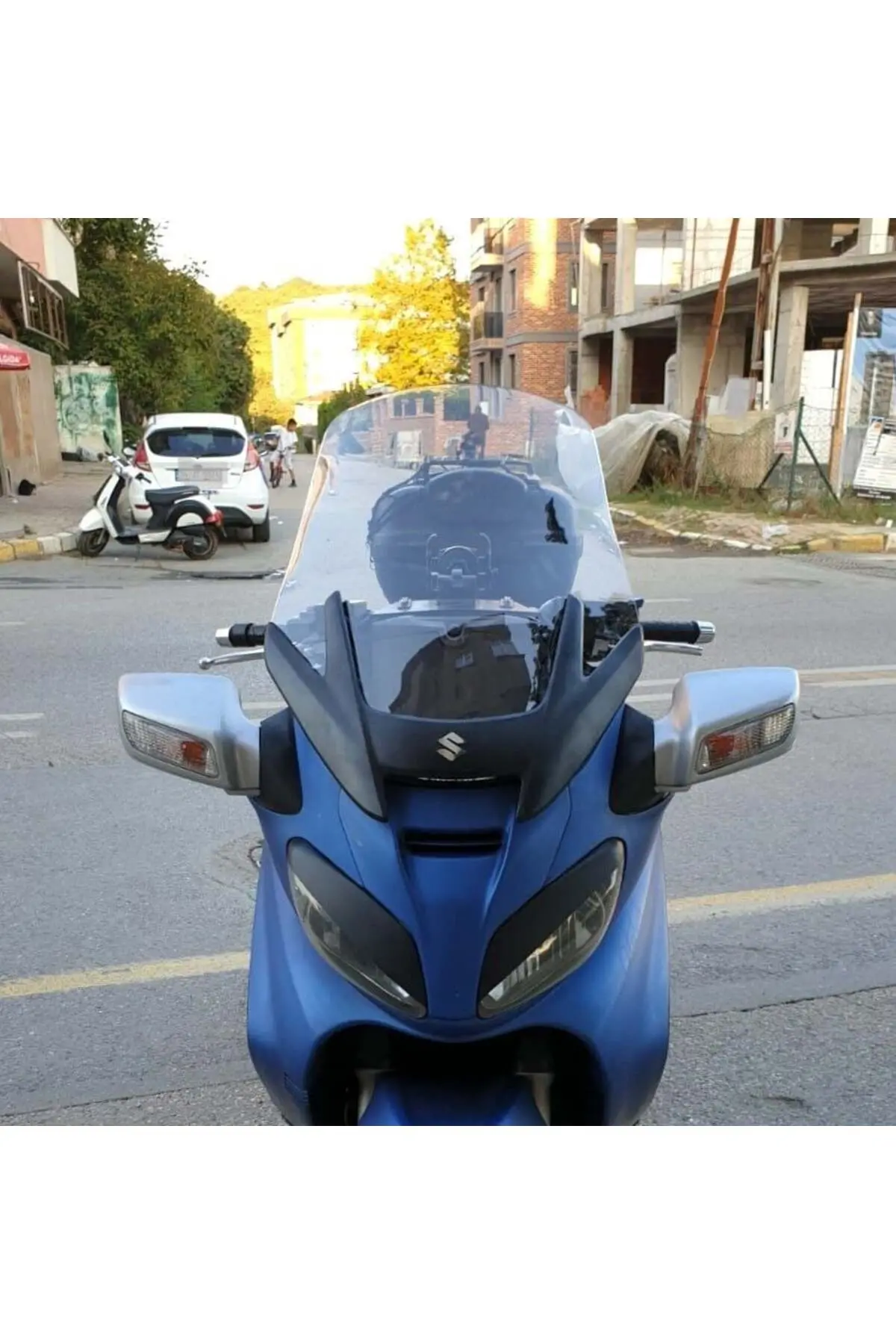 Suzuki Burgman 650 Ön Cam 2005-2008 Model 65cm Şeffaf Renkli 4mm