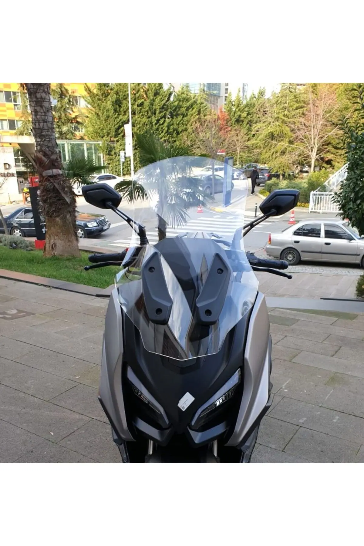 QJ Fort 350 Ön Cam 2023-2026 Model 74cm Şeffaf Renkli 4mm UZUN