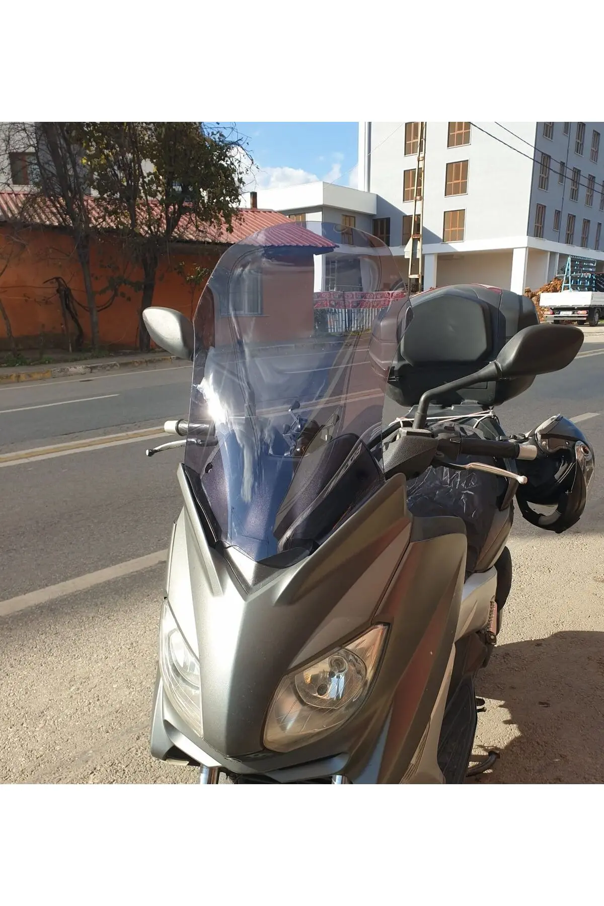 Yamaha Xmax Ön Cam 2011-2013 Model 55cm Füme Renkli 4mm