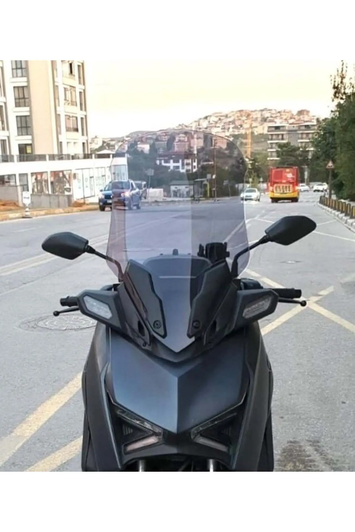 Yamaha Xmax Ön Cam 2023-2026 Model 65cm Füme Renkli 4mm