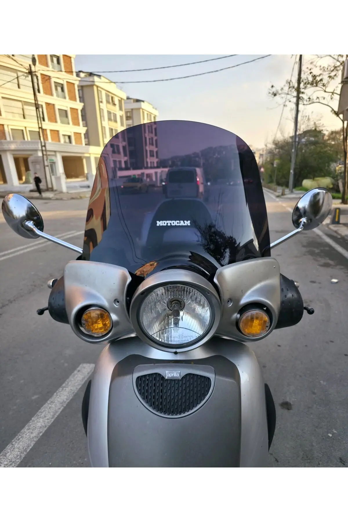 Aprilia Scarabeo 200 Ön Cam 45cm 2002-2007 Model Siyah Renkli 4mm