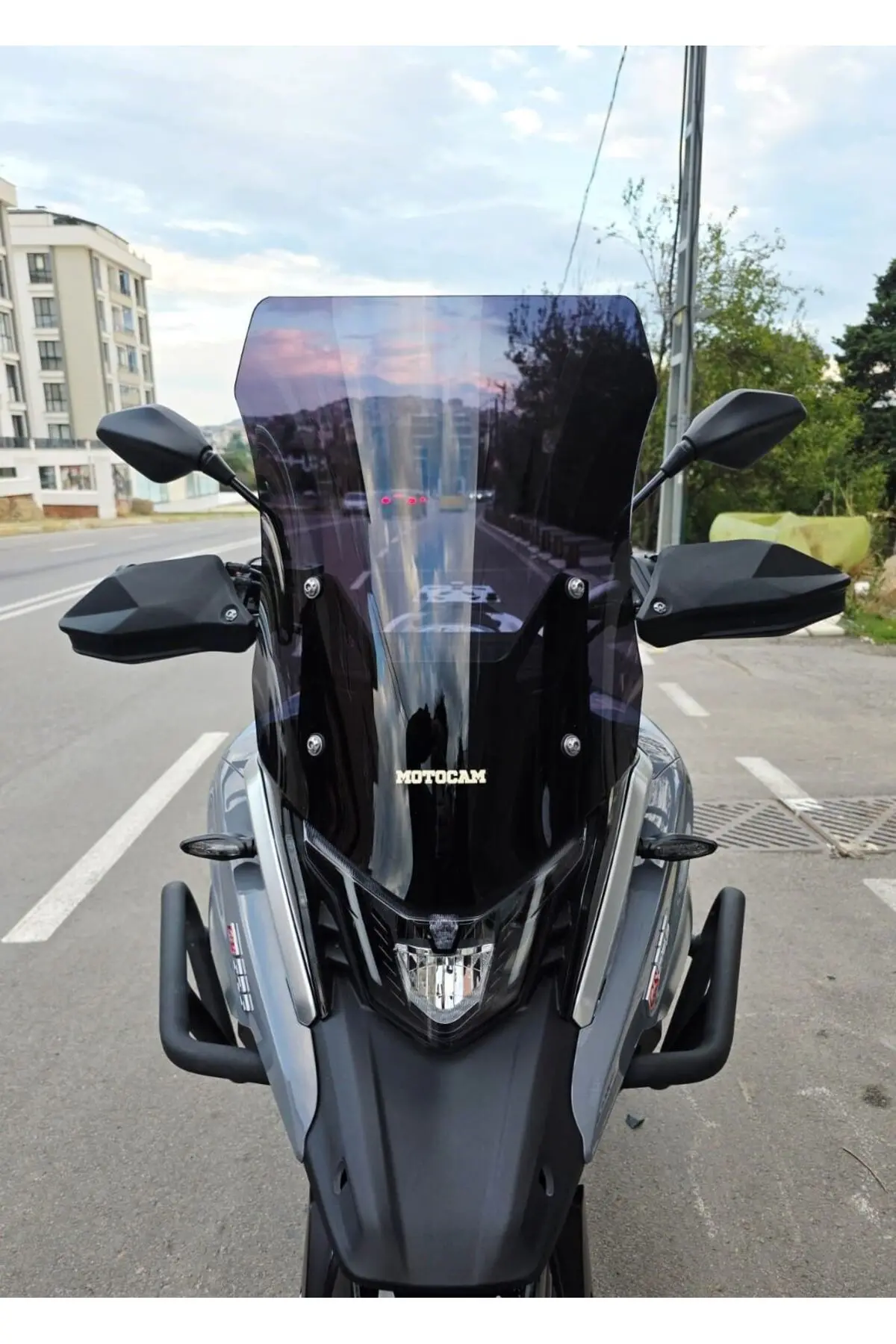 Arora GS 525 Ön Cam 2022-2026 Model 51cm Siyah Renkli 4mm