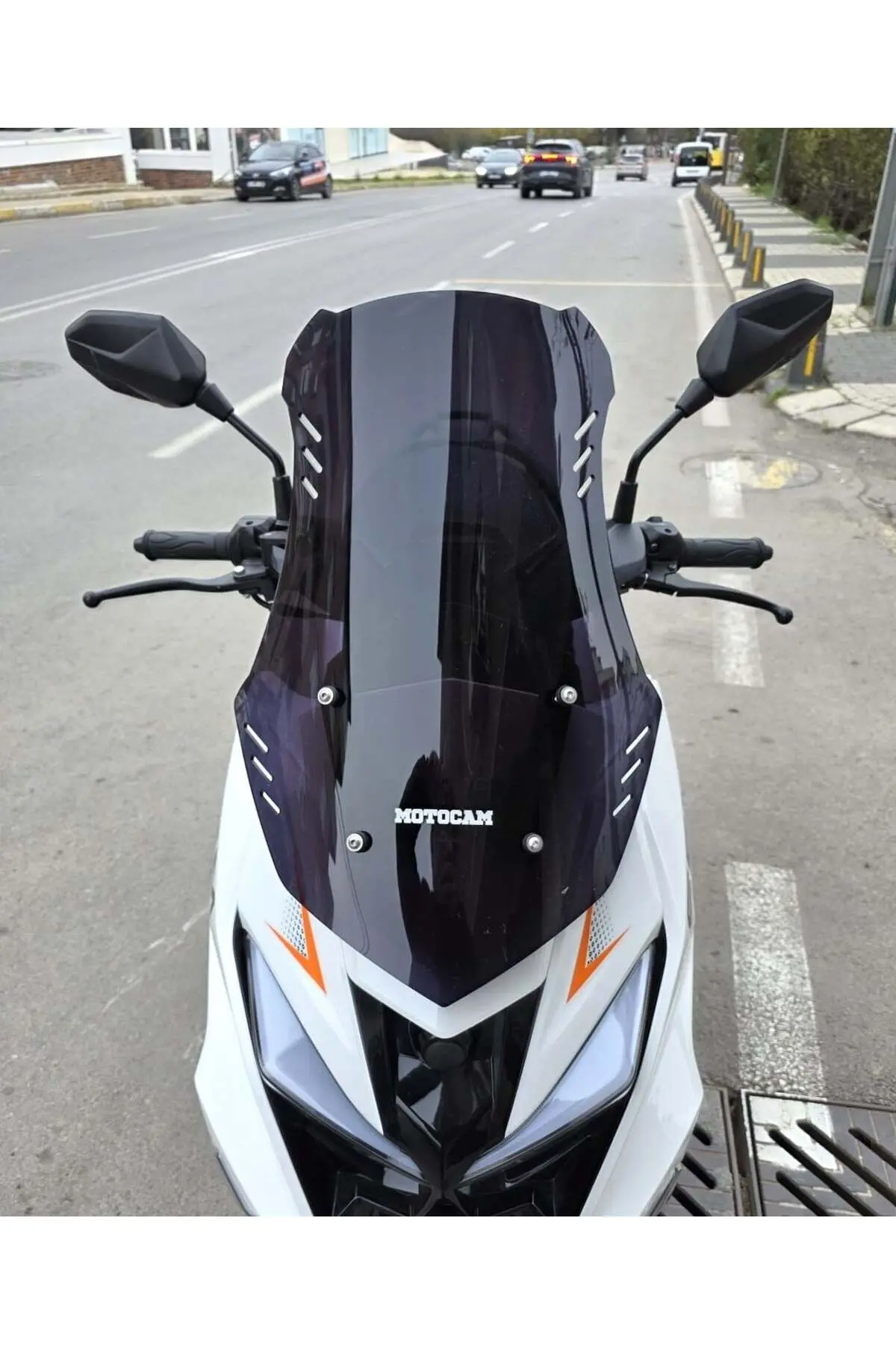 SFM Lahos Ön Cam 2024-2026 Model 55cm Siyah Renkli 4mm